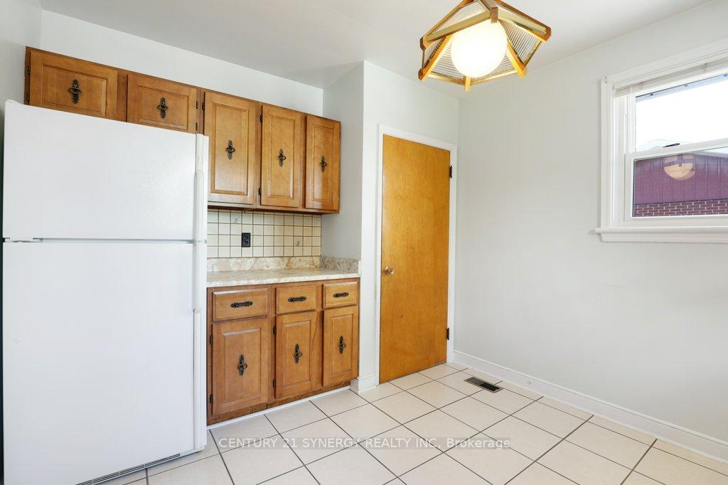 Photo 15 of 564 Alesther Street, Ottawa, Overbrook/Castle Heights — HOMEH