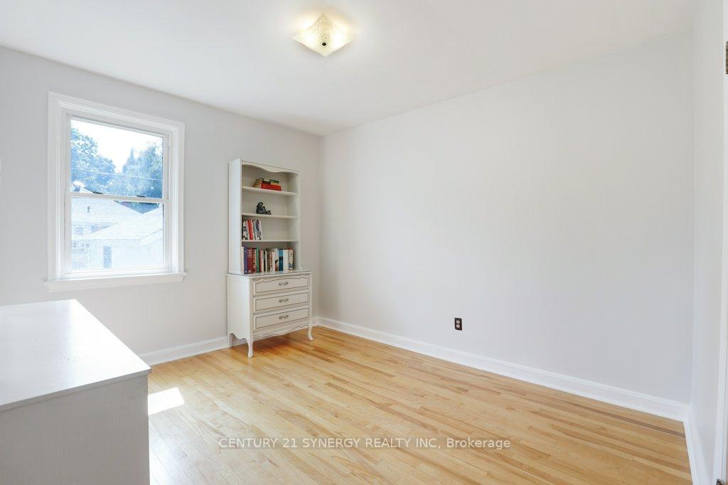 Photo 18 of 564 Alesther Street, Ottawa, Overbrook/Castle Heights — HOMEH