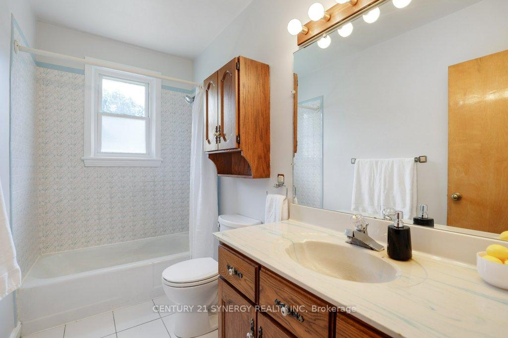 Photo 20 of 564 Alesther Street, Ottawa, Overbrook/Castle Heights — HOMEH