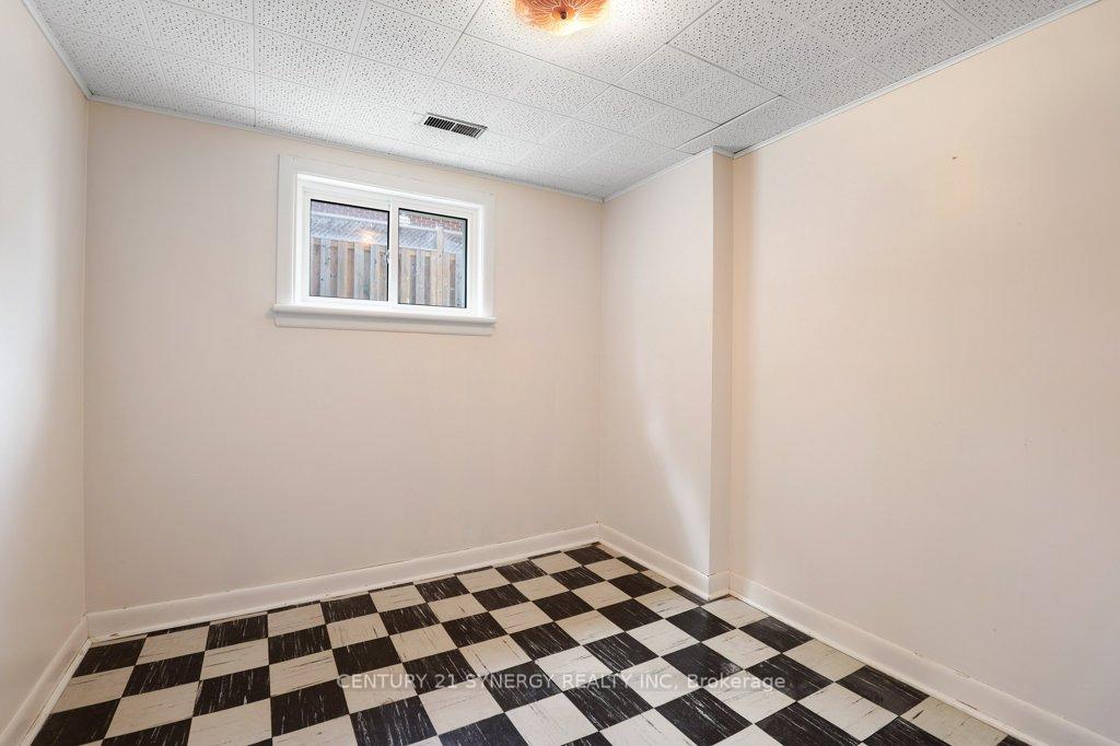Photo 27 of 564 Alesther Street, Ottawa, Overbrook/Castle Heights — HOMEH