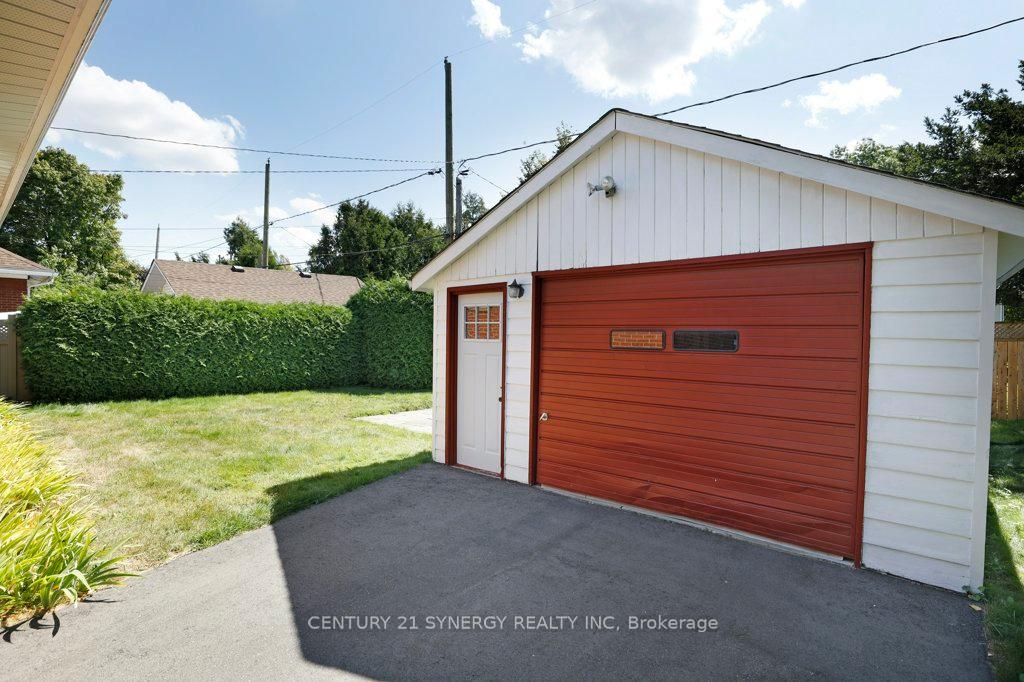 Photo 32 of 564 Alesther Street, Ottawa, Overbrook/Castle Heights — HOMEH