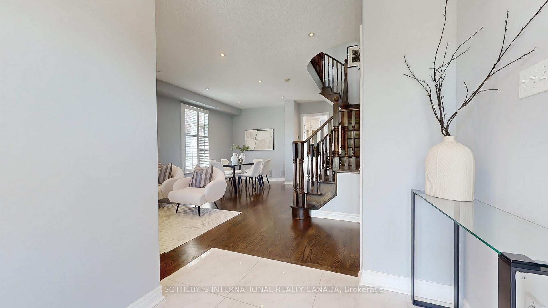 Photo 21 of 40 Briar Path Lane, Markham, Berczy — HOMEH