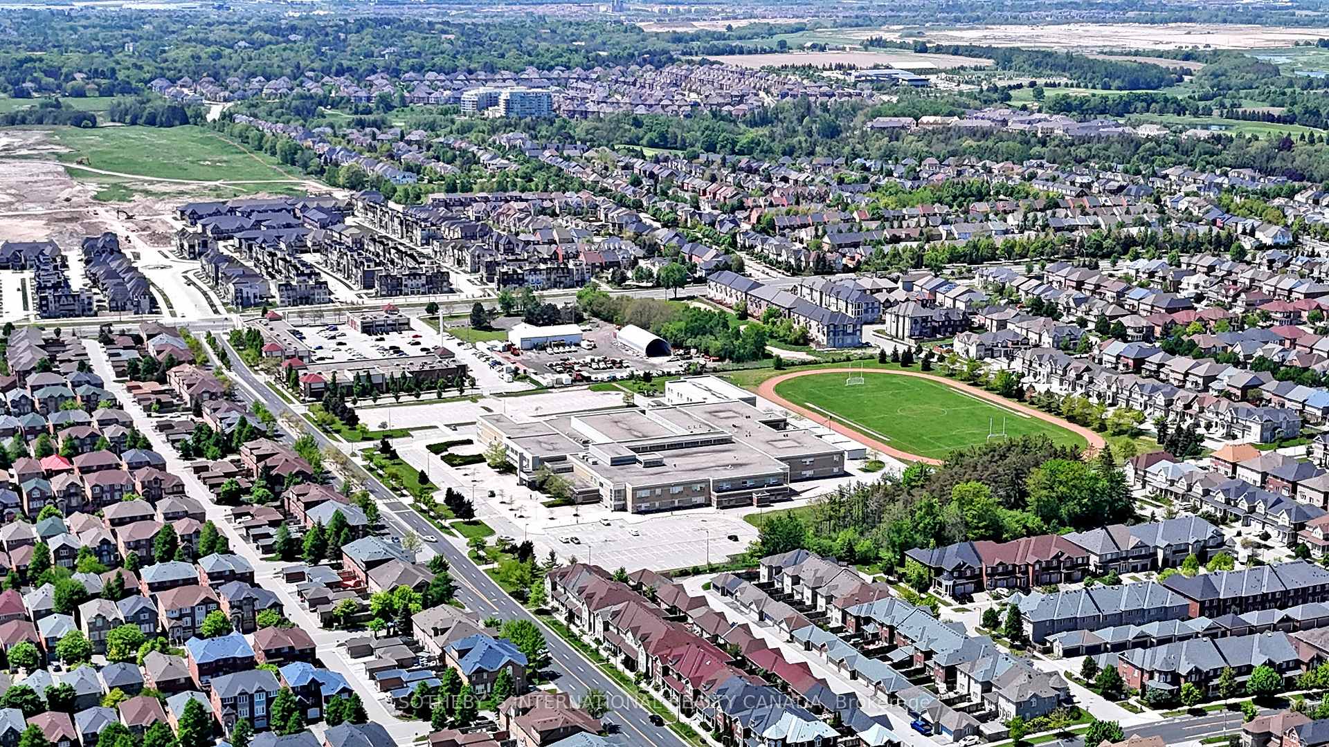 Photo 45 of 40 Briar Path Lane, Markham, Berczy — HOMEH