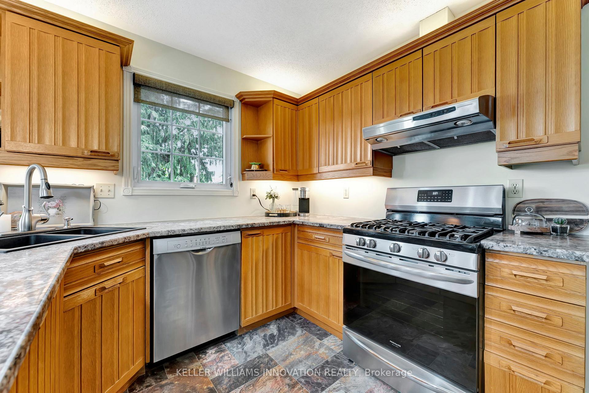 Photo 12 of 920 Walton Avenue N, North Perth, Listowel — HOMEH