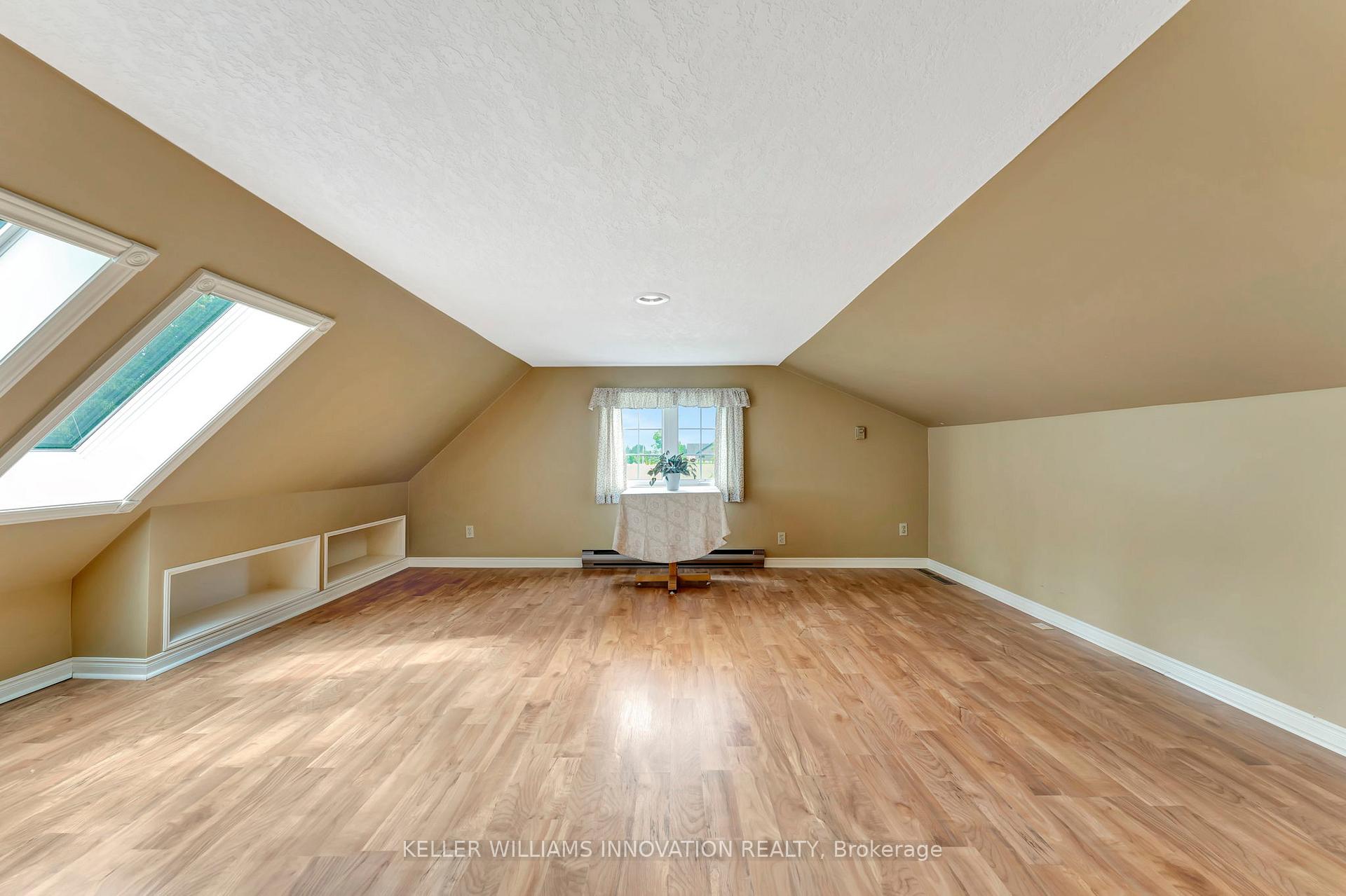 Photo 24 of 920 Walton Avenue N, North Perth, Listowel — HOMEH