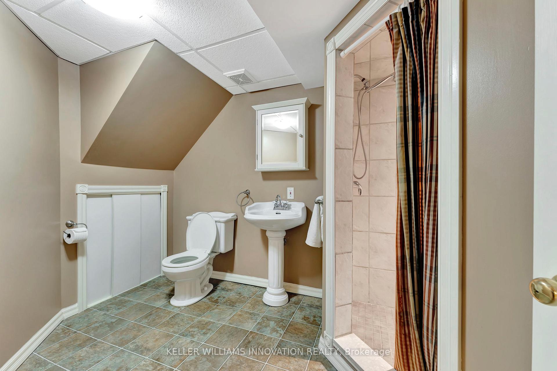 Photo 30 of 920 Walton Avenue N, North Perth, Listowel — HOMEH