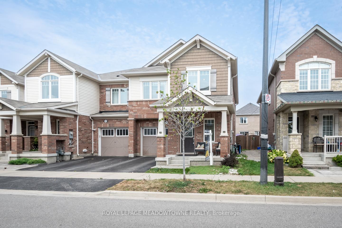 Photo 25 of 335 Gooding Crescent, Milton, Ford — HOMEH