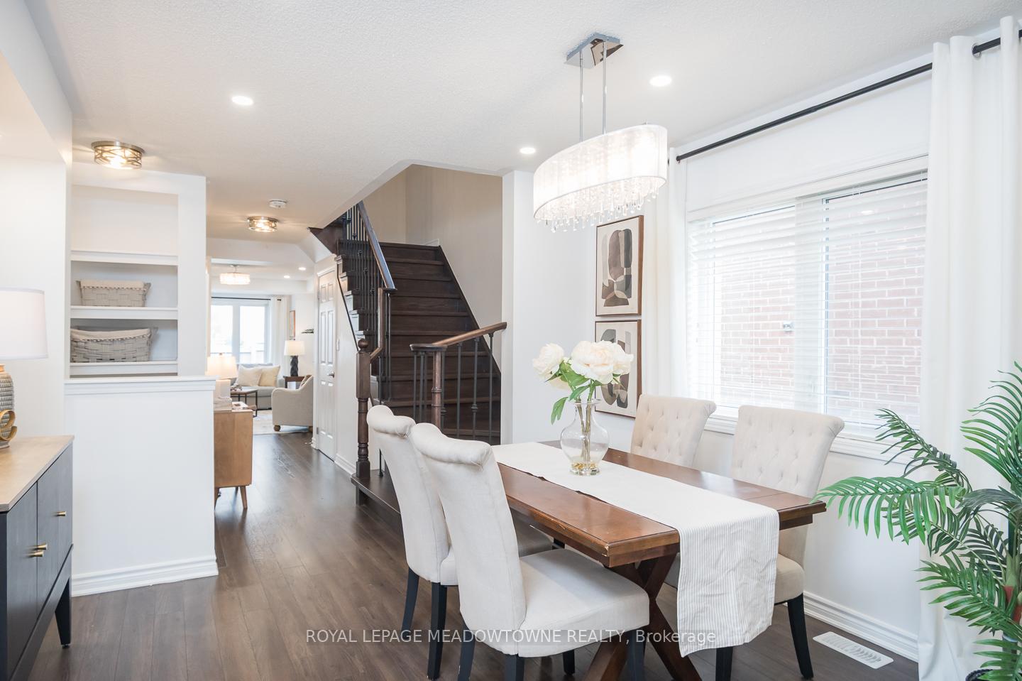 Photo 16 of 335 Gooding Crescent, Milton, Ford — HOMEH