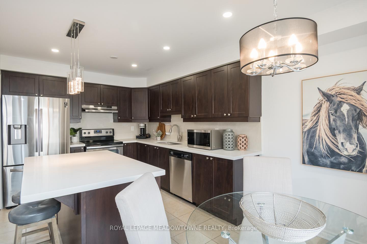 Photo 36 of 335 Gooding Crescent, Milton, Ford — HOMEH