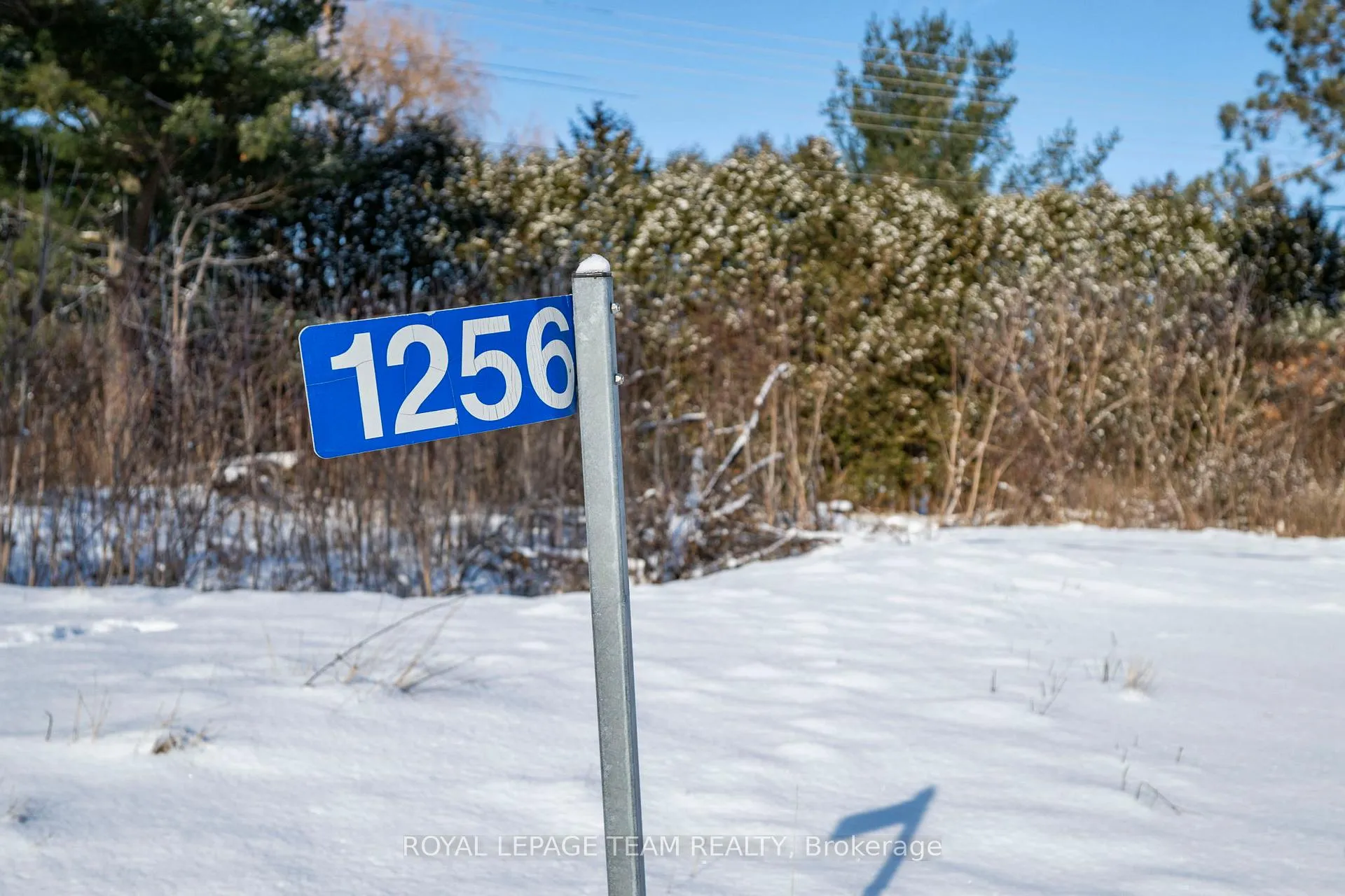 Photo 3 of 1256 Colonial Road, Ottawa, Navan — HOMEH