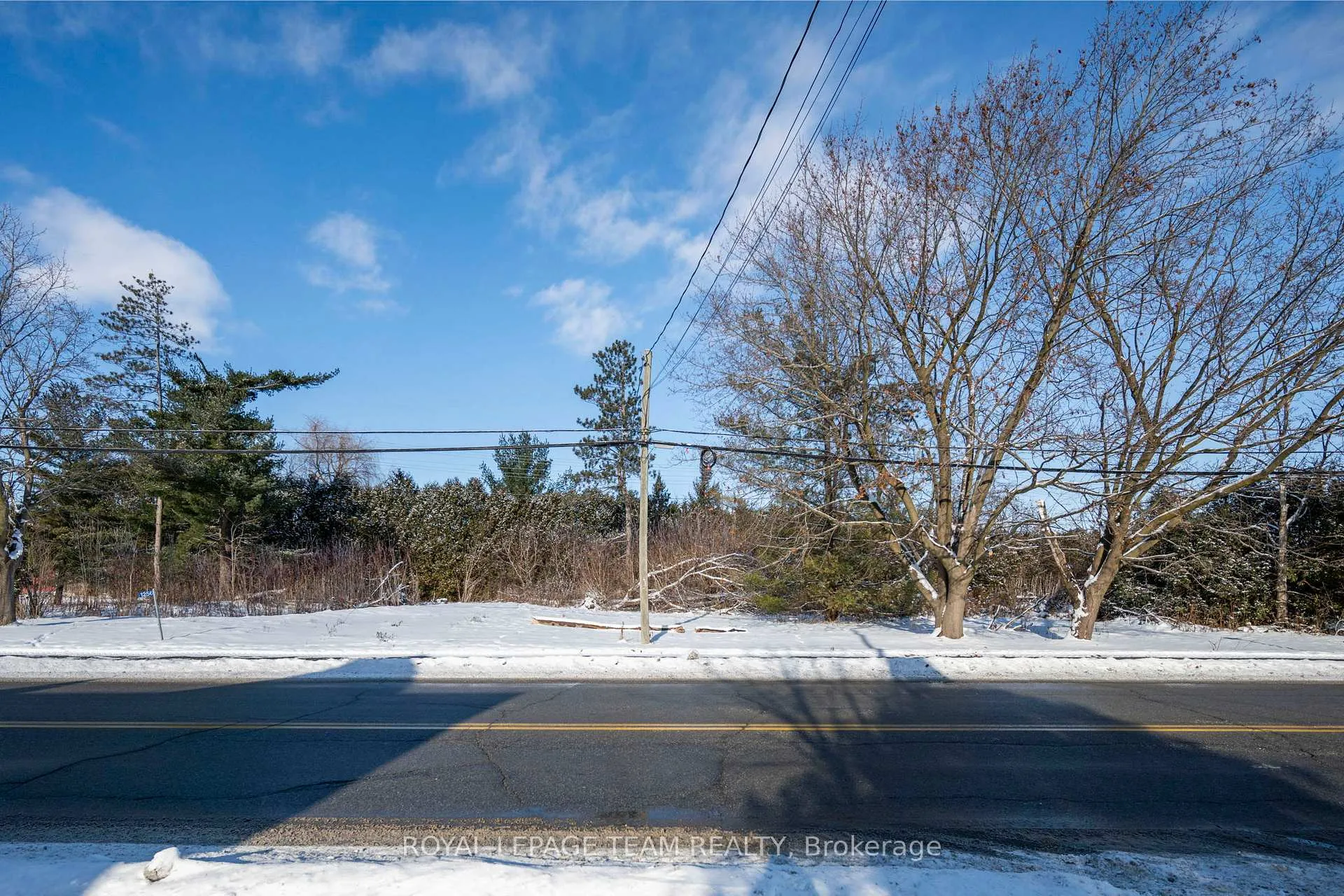 Photo 5 of 1256 Colonial Road, Ottawa, Navan — HOMEH