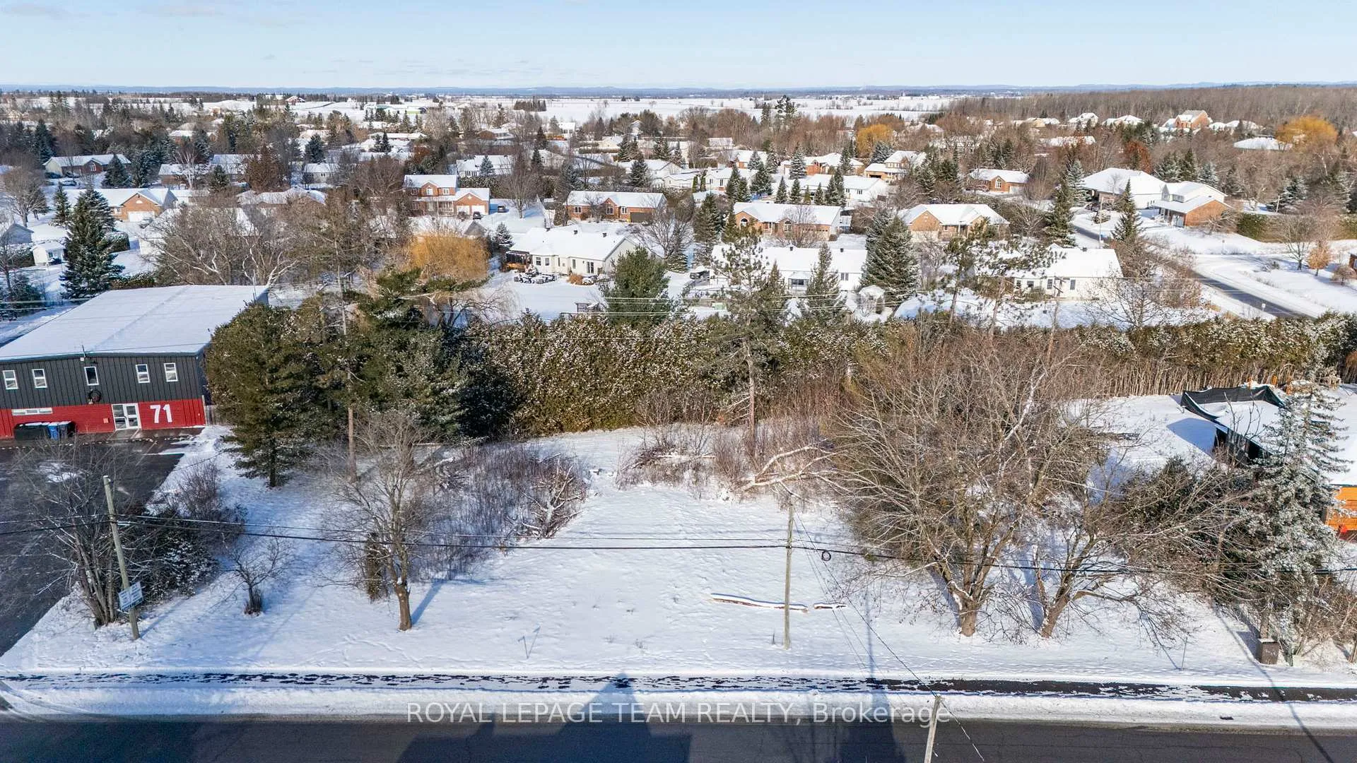Photo 6 of 1256 Colonial Road, Ottawa, Navan — HOMEH