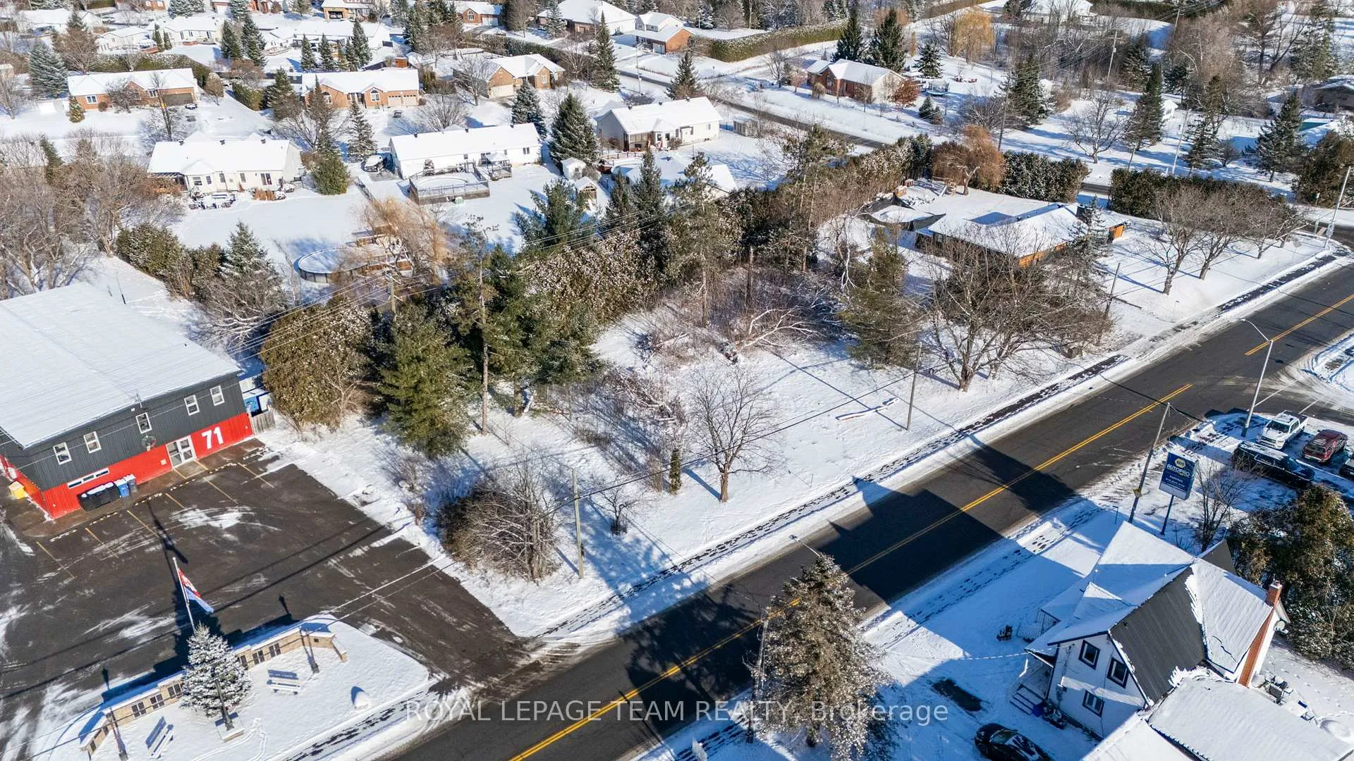 Photo 10 of 1256 Colonial Road, Ottawa, Navan — HOMEH