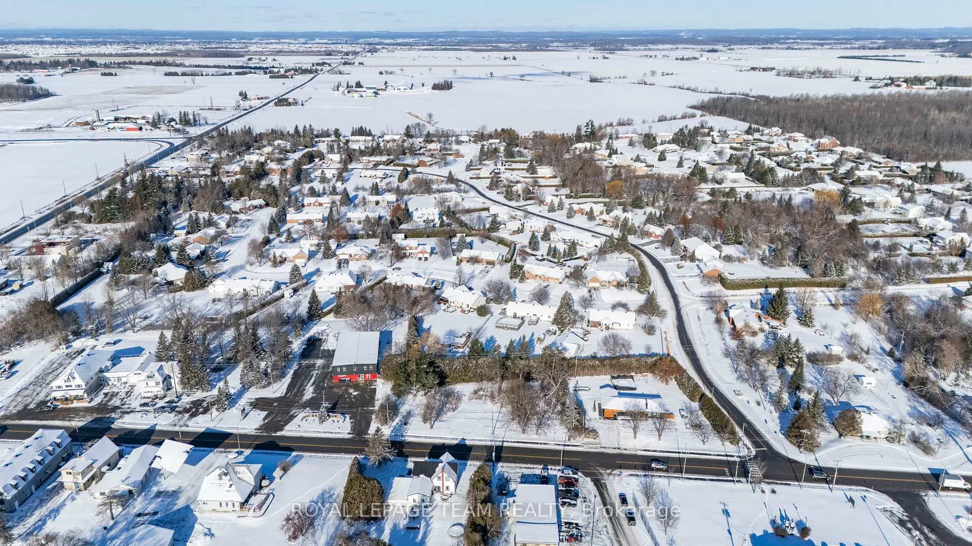 Photo 11 of 1256 Colonial Road, Ottawa, Navan — HOMEH