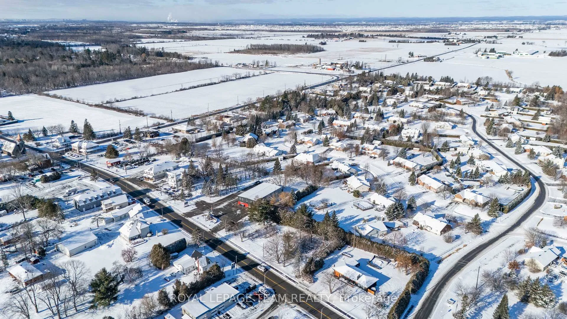 Photo 13 of 1256 Colonial Road, Ottawa, Navan — HOMEH