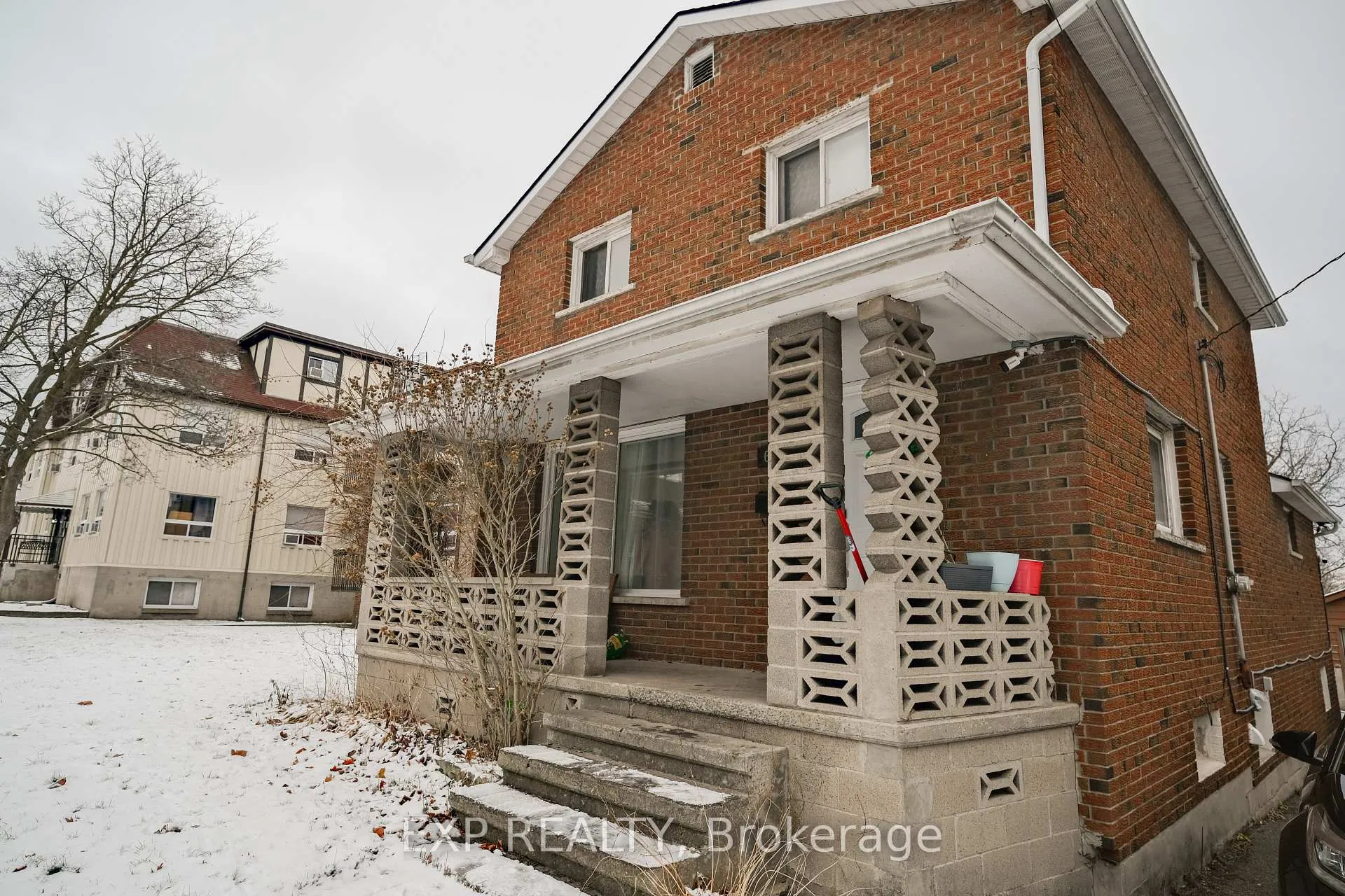 Front of Unit Upper, 6156 Barker Street