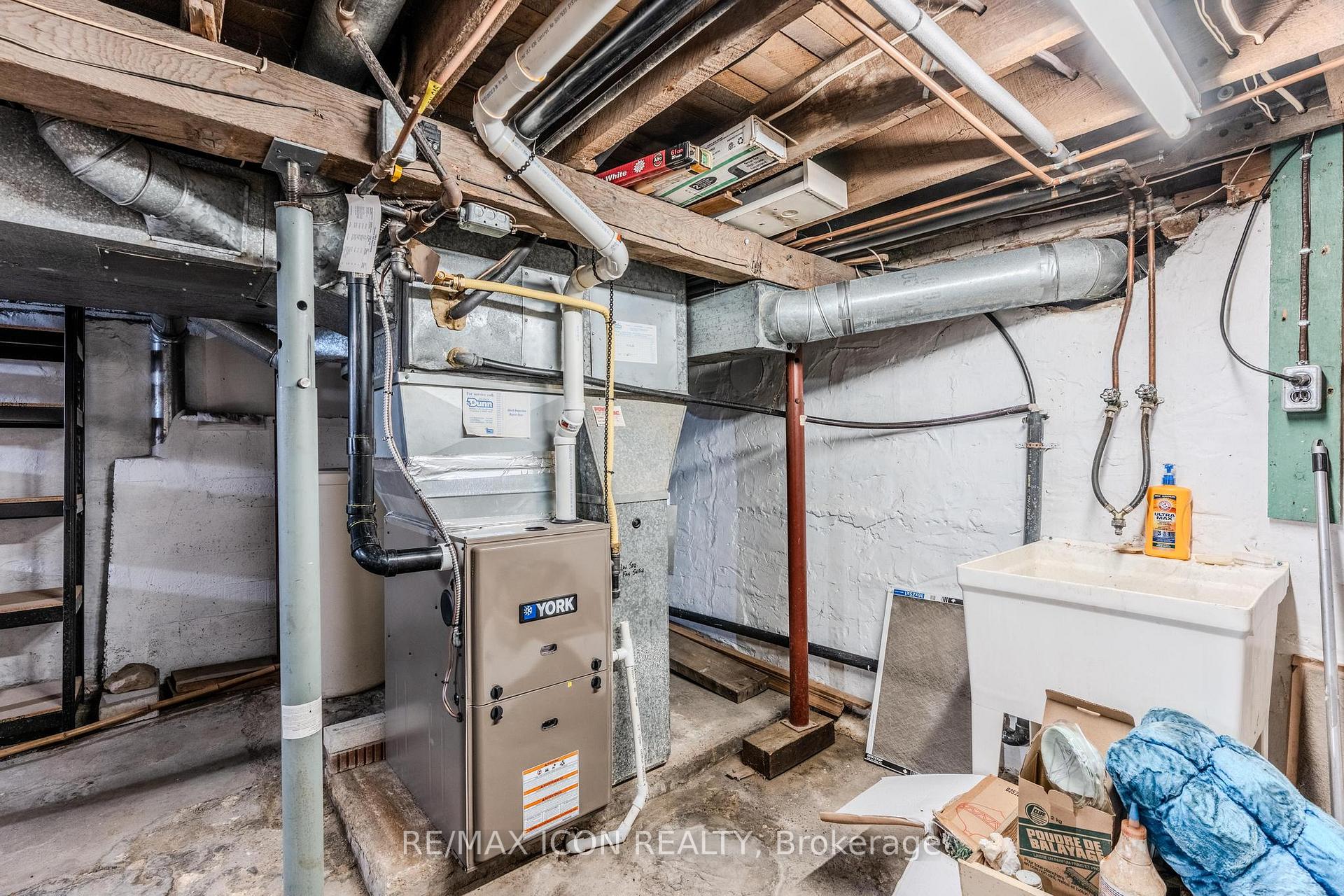 Photo 32 of 275 Mckenzie Street E, North Perth, Listowel — HOMEH