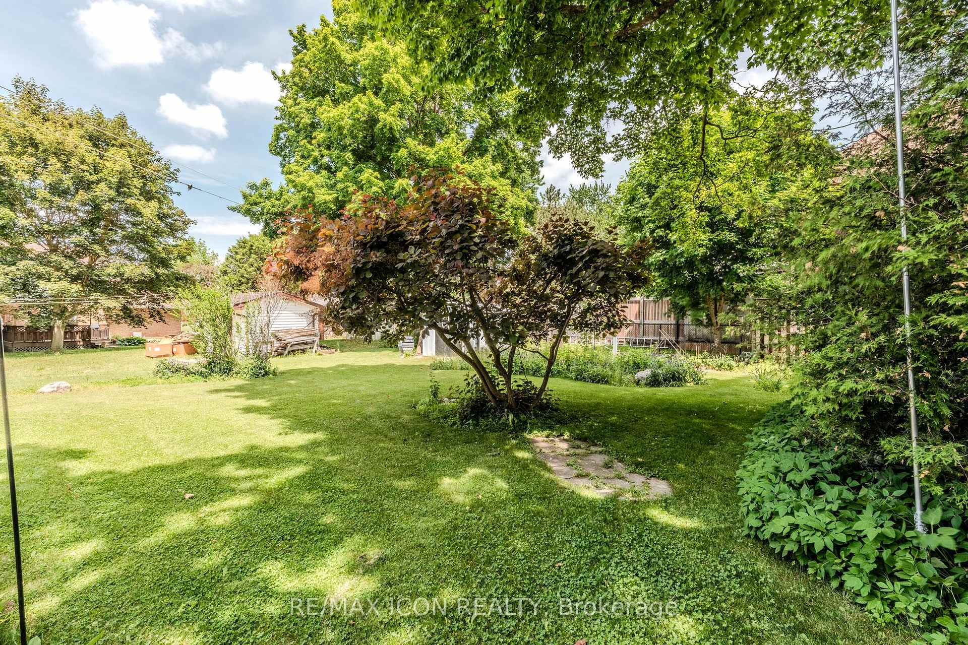 Photo 35 of 275 Mckenzie Street E, North Perth, Listowel — HOMEH