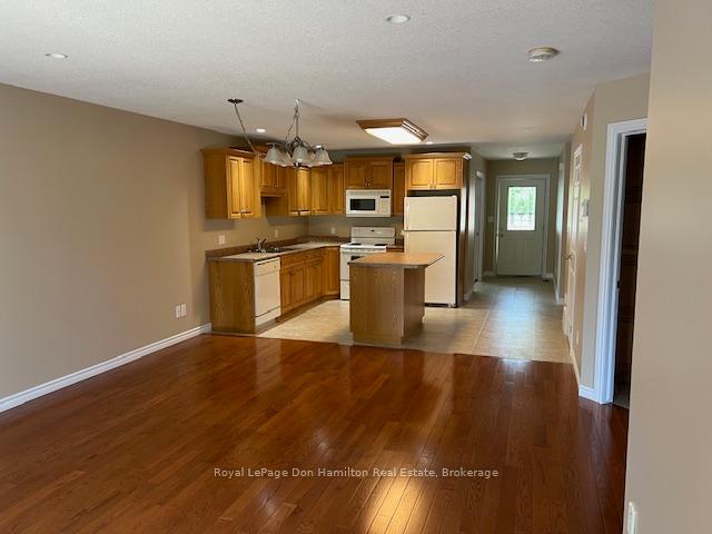 Photo 4 of 425 Danby Street E, North Perth, Listowel — HOMEH