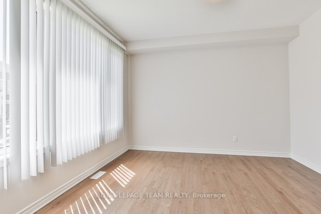 Photo 5 of 273 Argonaut Circle, Ottawa, Chapel Hill South - Orleans Village — HOMEH