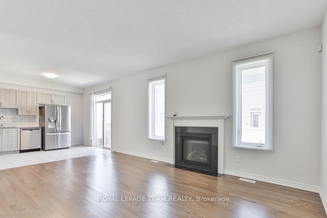 Photo 12 of 273 Argonaut Circle, Ottawa, Chapel Hill South - Orleans Village — HOMEH