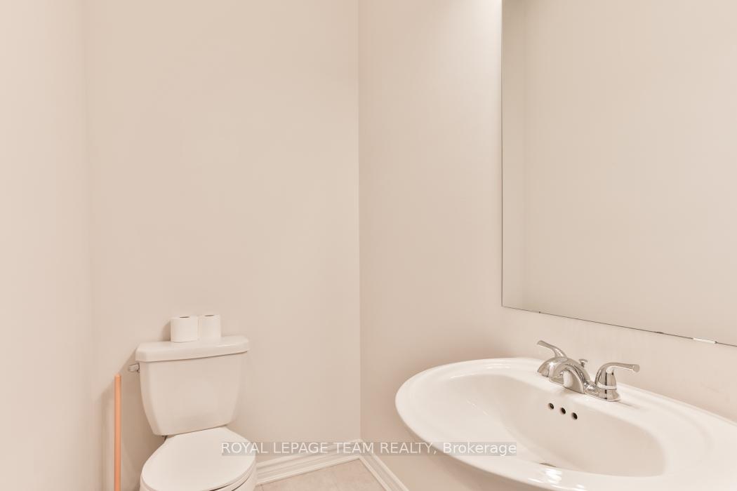 Photo 15 of 273 Argonaut Circle, Ottawa, Chapel Hill South - Orleans Village — HOMEH