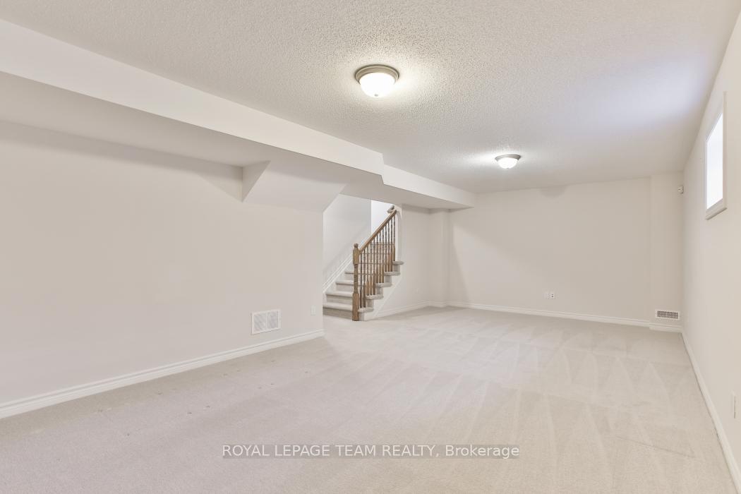 Photo 29 of 273 Argonaut Circle, Ottawa, Chapel Hill South - Orleans Village — HOMEH