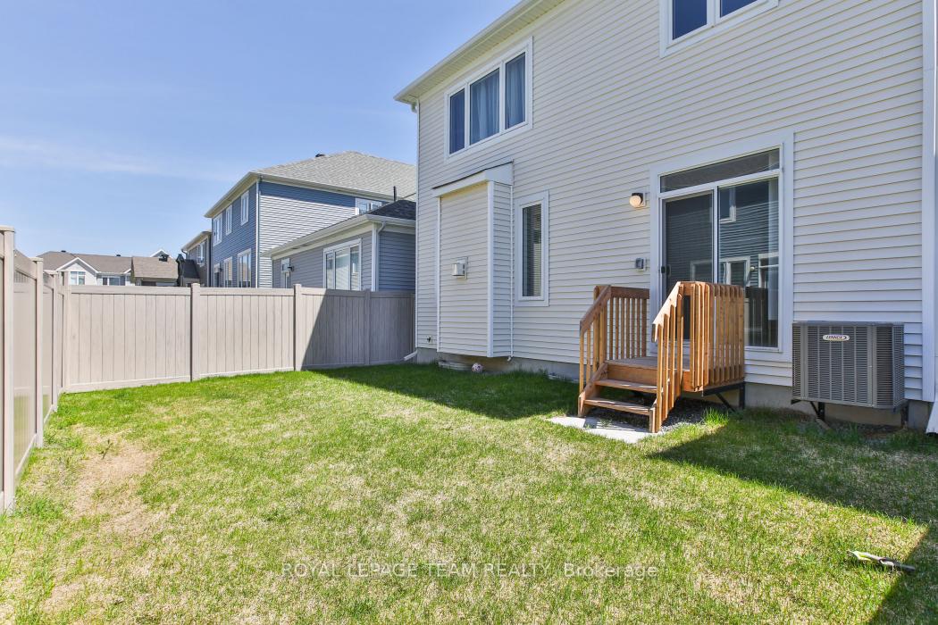 Photo 33 of 273 Argonaut Circle, Ottawa, Chapel Hill South - Orleans Village — HOMEH