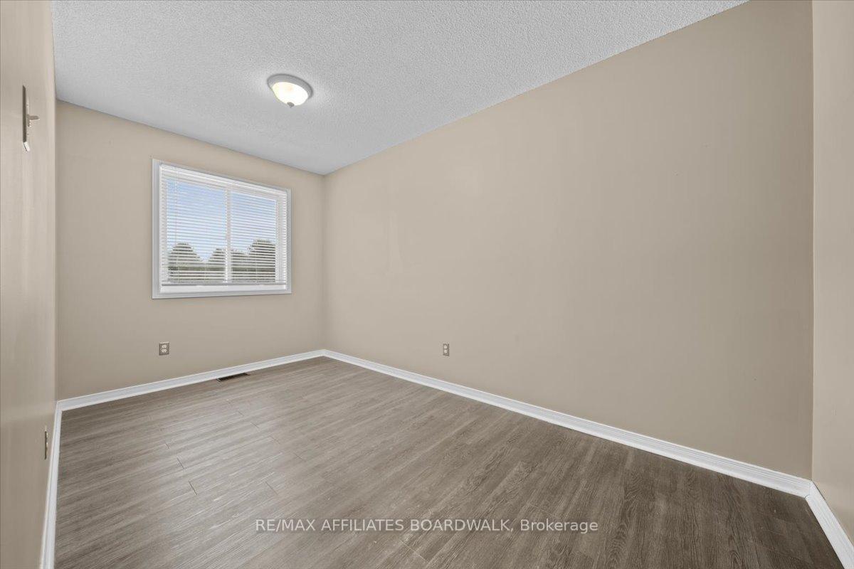 Photo 15 of 3360 Wilhaven Drive, Ottawa, Cumberland West — HOMEH