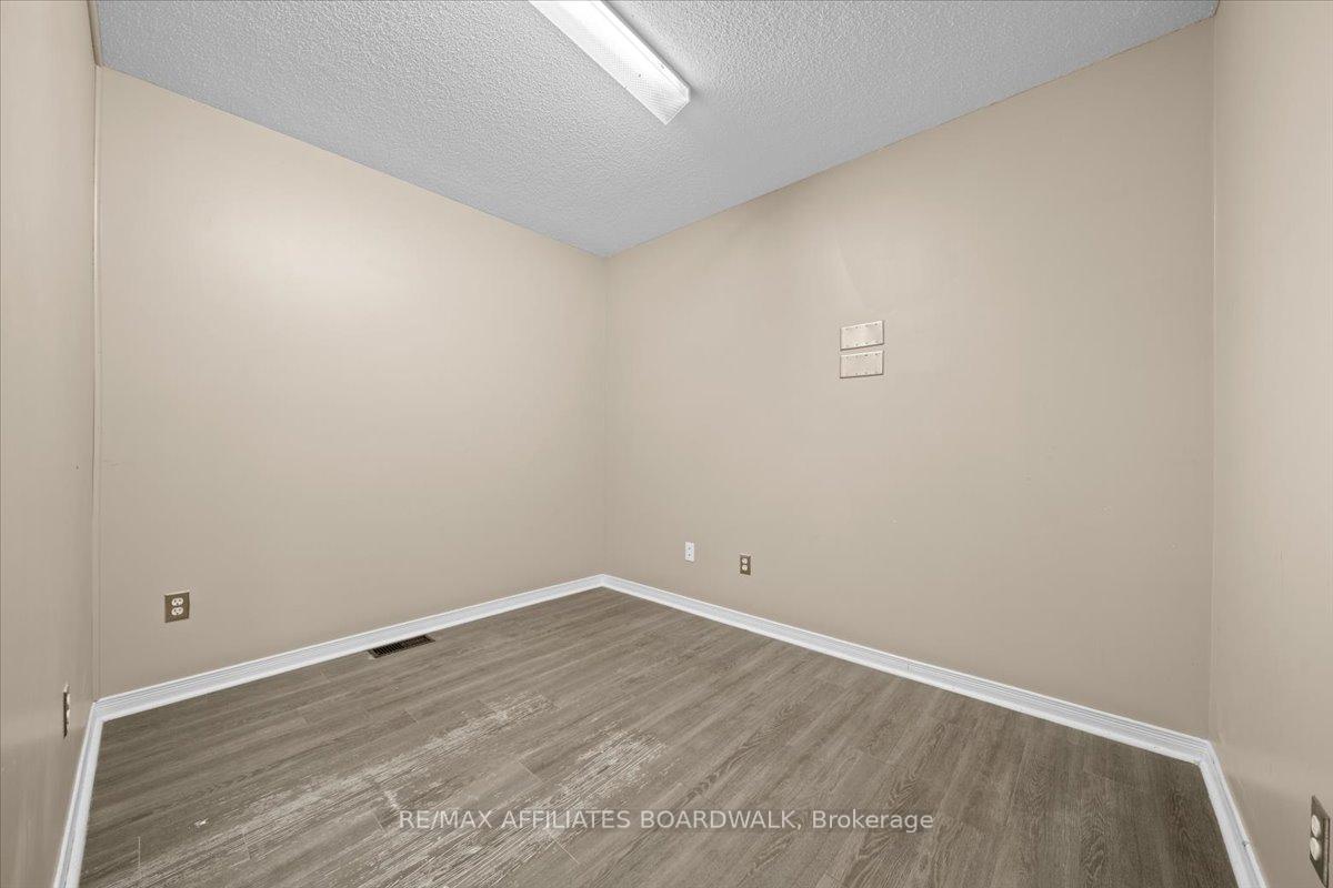 Photo 19 of 3360 Wilhaven Drive, Ottawa, Cumberland West — HOMEH