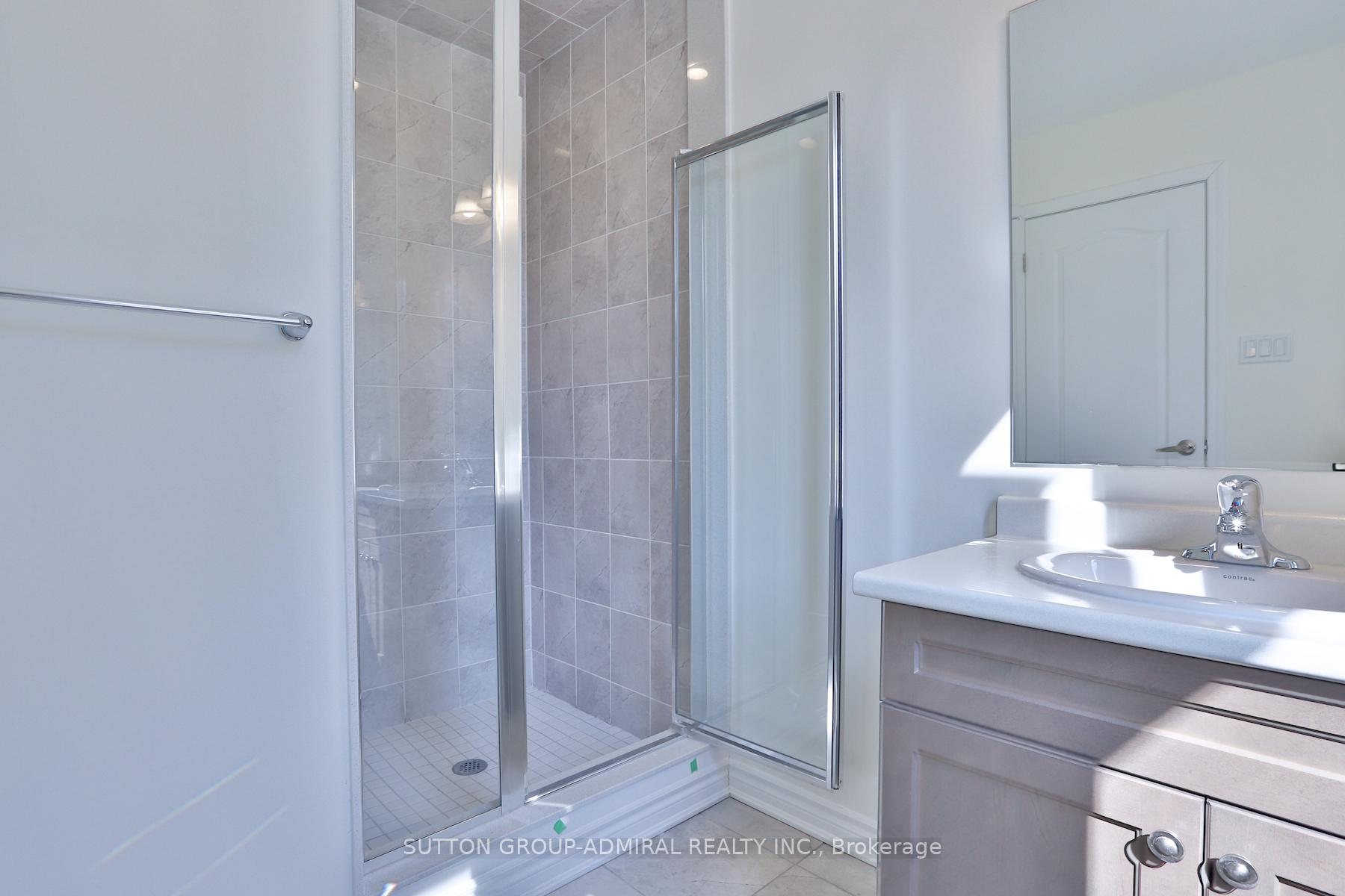 Photo 6 of 2 Edward Lennox Street, Markham, Cornell — HOMEH
