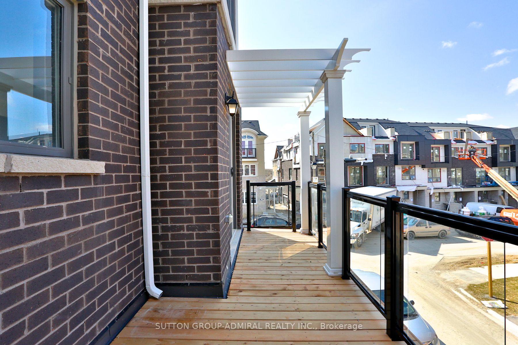 Photo 12 of 2 Edward Lennox Street, Markham, Cornell — HOMEH