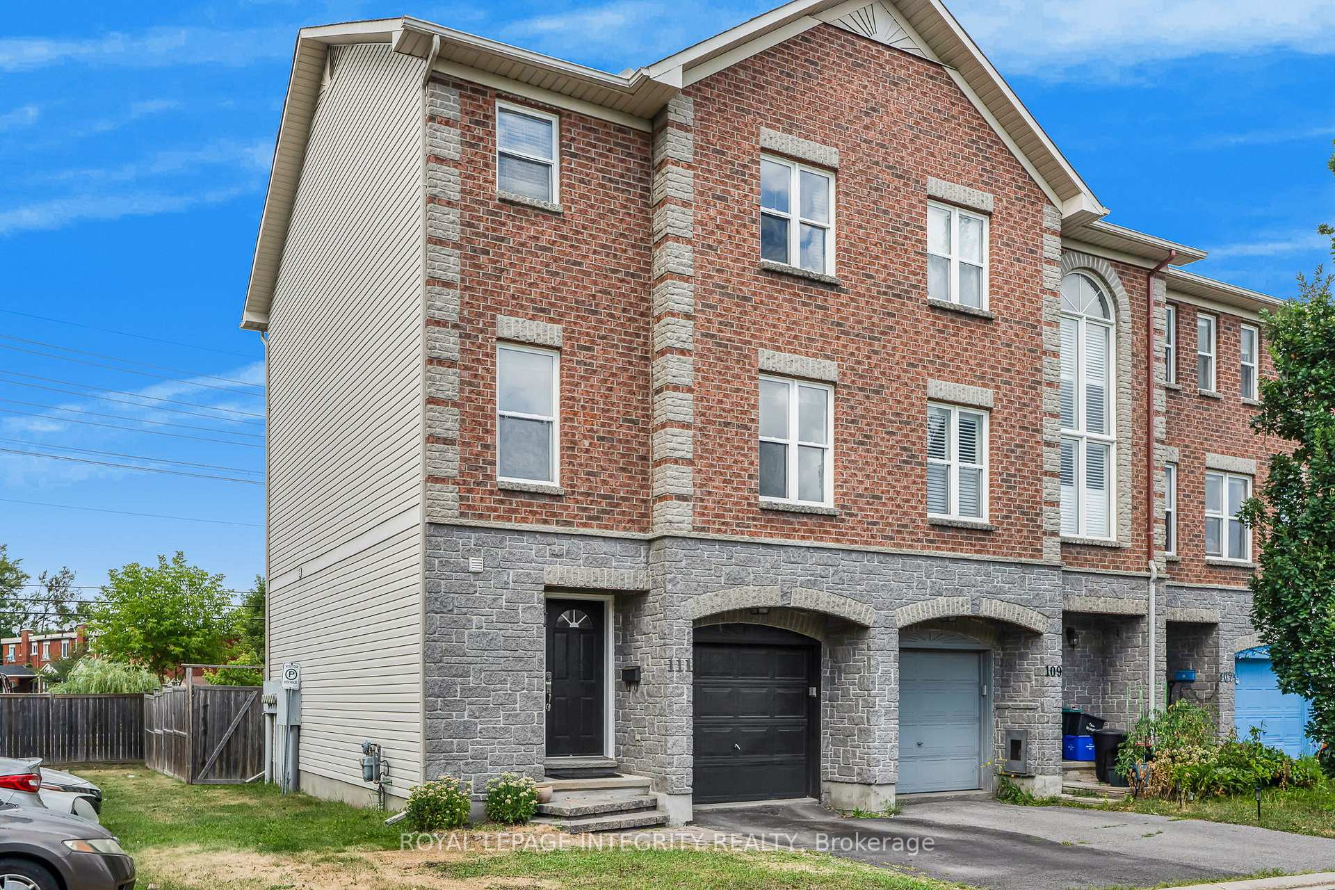 Front of 111 Arcola Private
