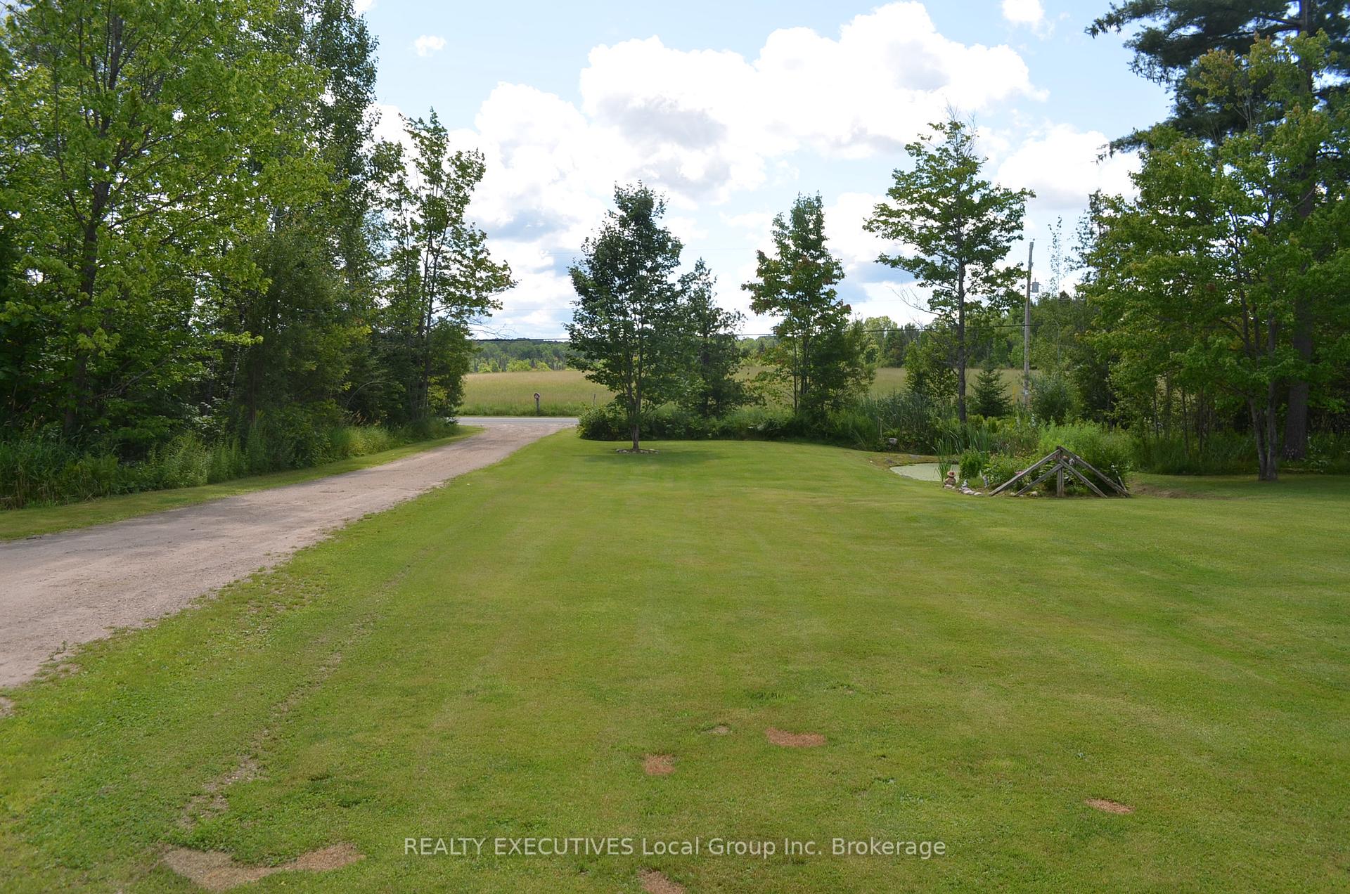 Photo 11 of 498 Alsace Road W, Nipissing — HOMEH