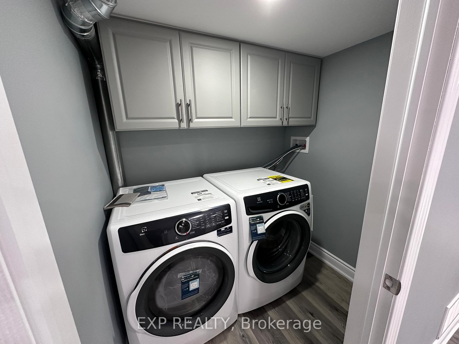 Photo 9 of 31 Lorne Thomas Place, New Tecumseth, Rural New Tecumseth — HOMEH