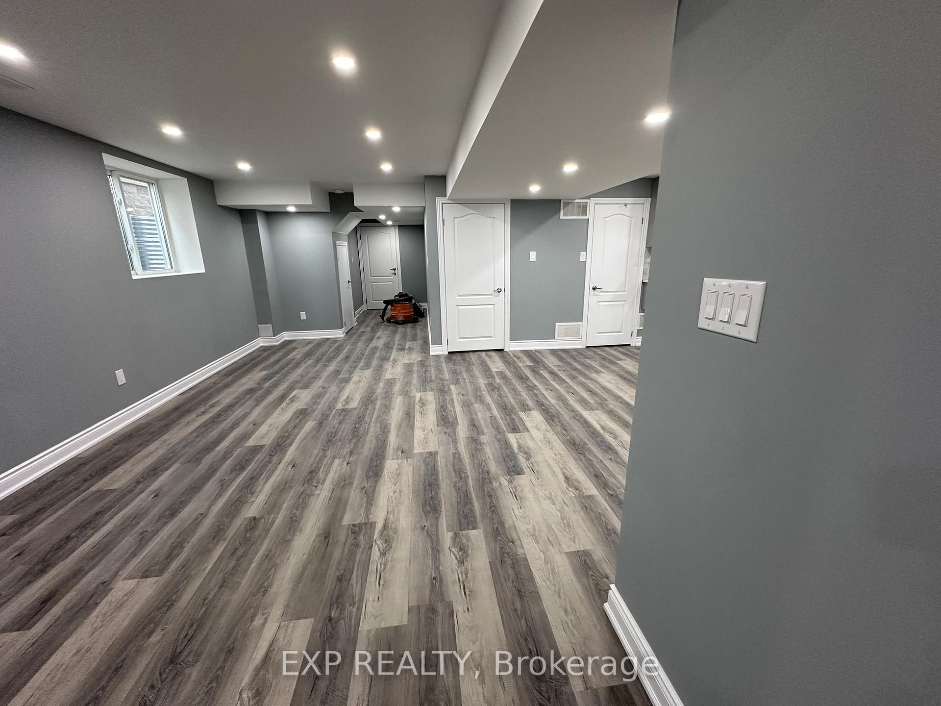 Photo 16 of 31 Lorne Thomas Place, New Tecumseth, Rural New Tecumseth — HOMEH