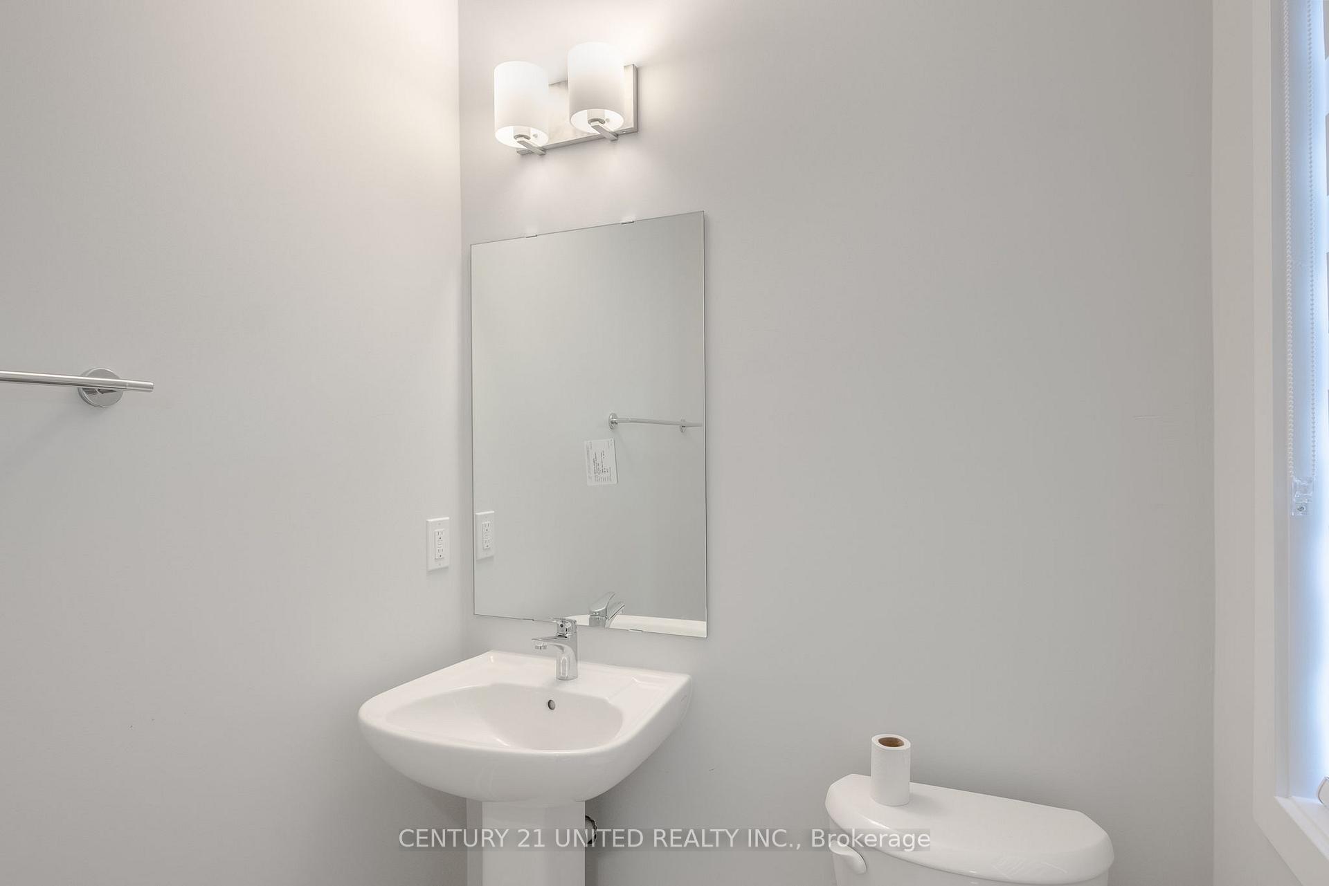 Photo 7 of 1040 Unit A Suddard Avenue, Oshawa, Kedron — HOMEH