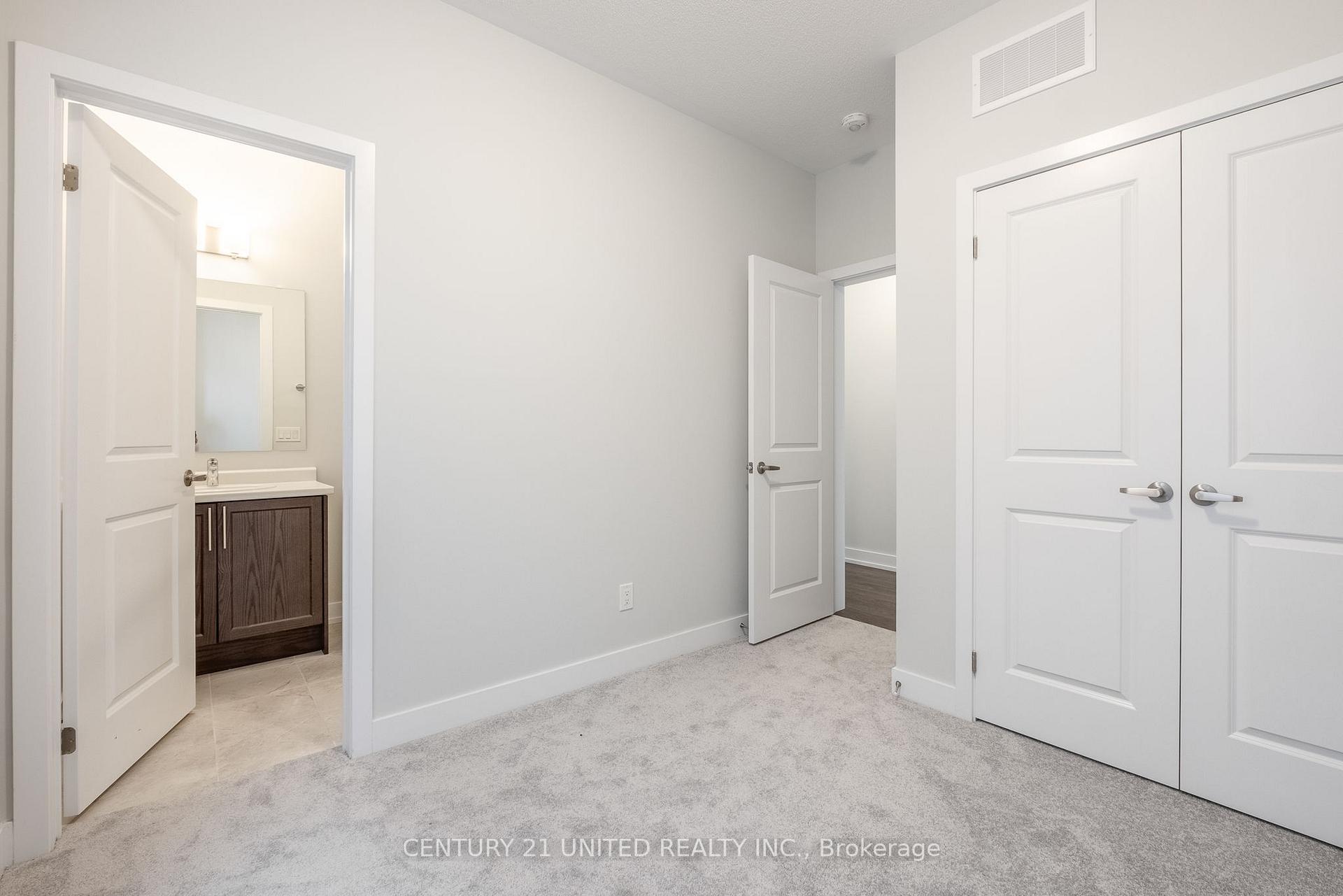 Photo 9 of 1040 Unit A Suddard Avenue, Oshawa, Kedron — HOMEH