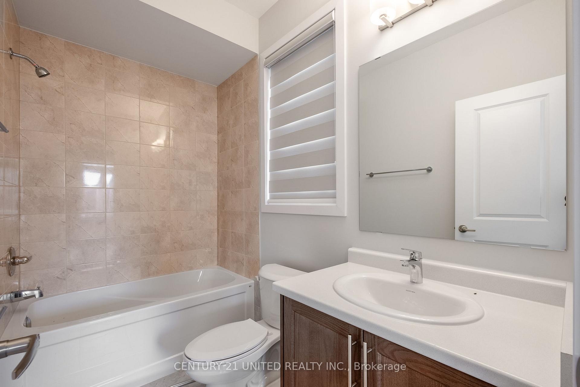 Photo 25 of 1040 Unit A Suddard Avenue, Oshawa, Kedron — HOMEH