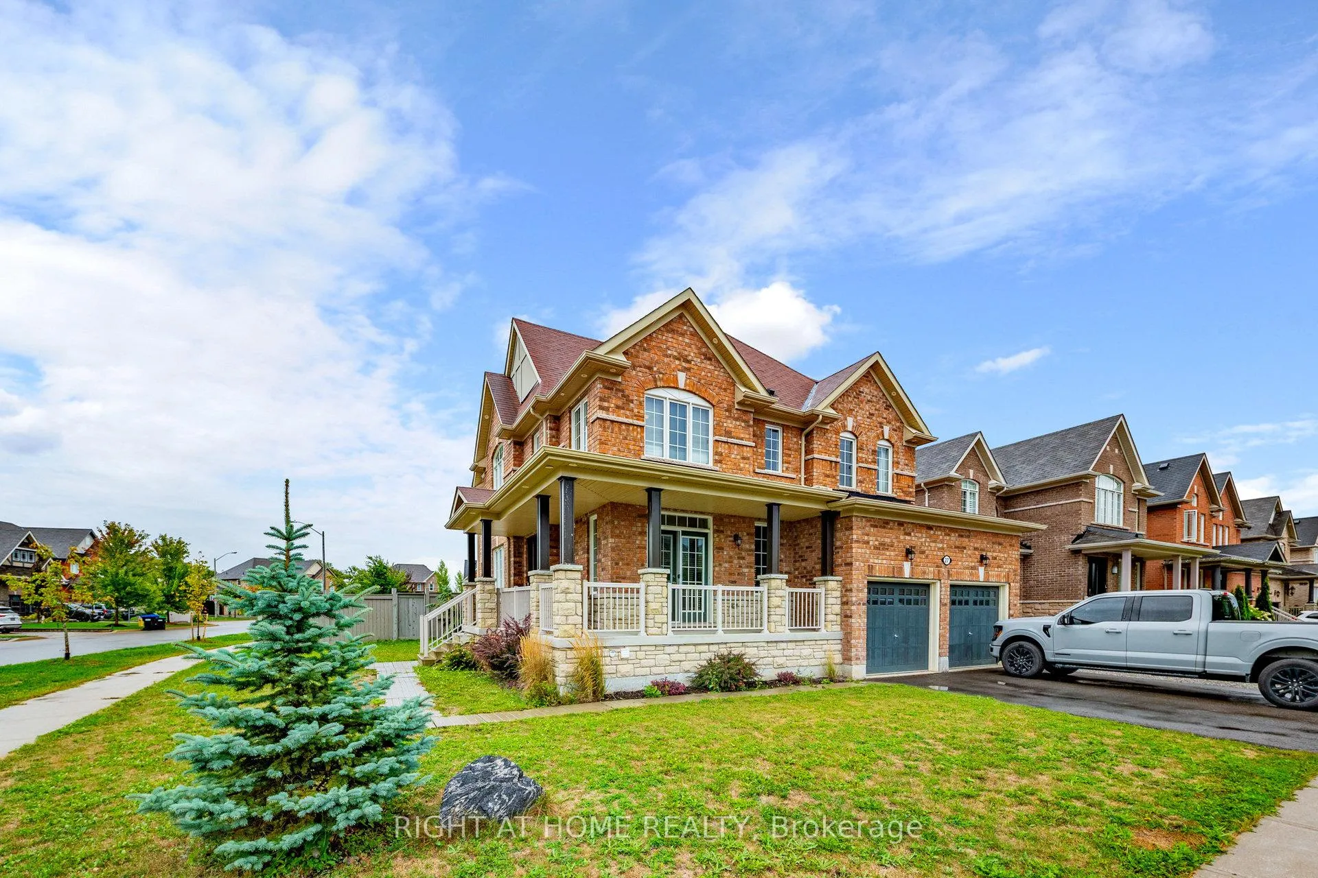 Photo 2 of 27 Roy Road, New Tecumseth, Tottenham — HOMEH