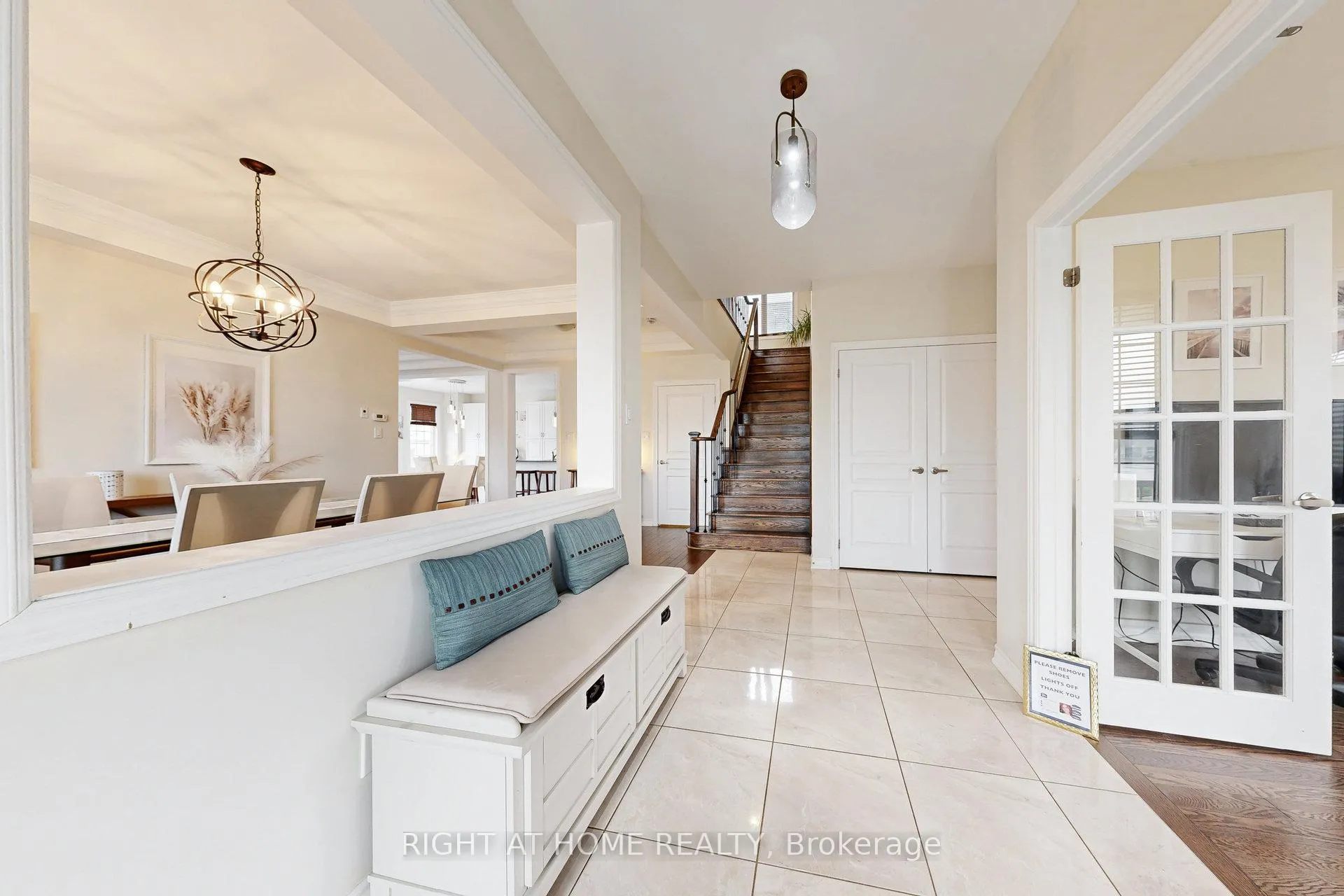 Photo 5 of 27 Roy Road, New Tecumseth, Tottenham — HOMEH