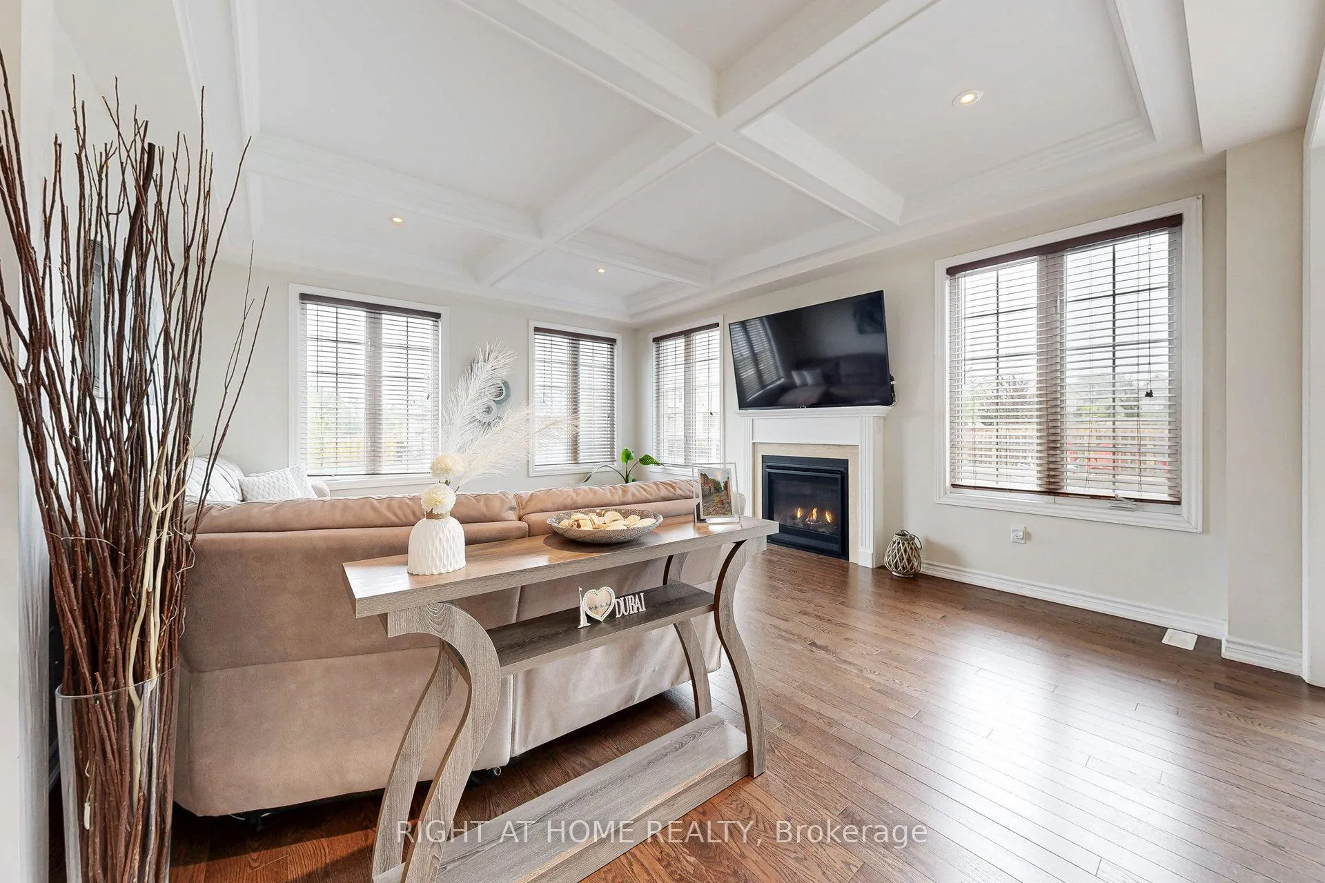Photo 11 of 27 Roy Road, New Tecumseth, Tottenham — HOMEH