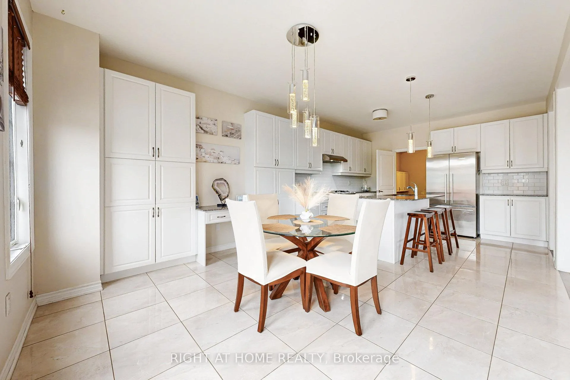 Photo 14 of 27 Roy Road, New Tecumseth, Tottenham — HOMEH