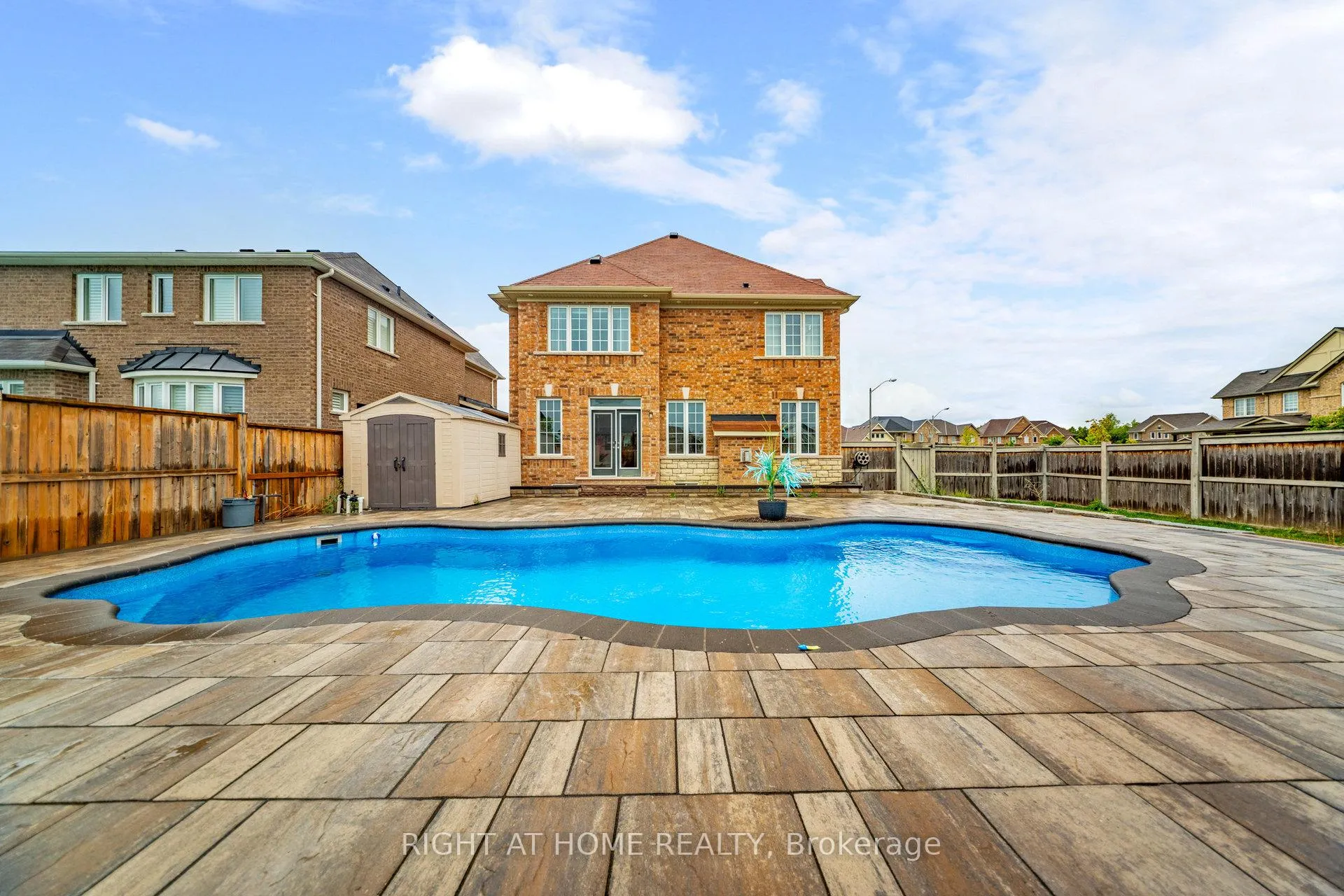 Photo 41 of 27 Roy Road, New Tecumseth, Tottenham — HOMEH