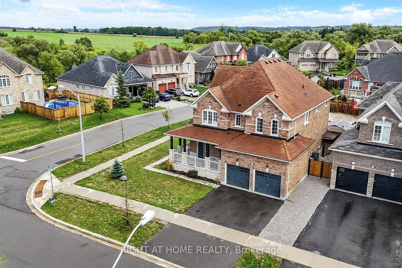 Photo 46 of 27 Roy Road, New Tecumseth, Tottenham — HOMEH
