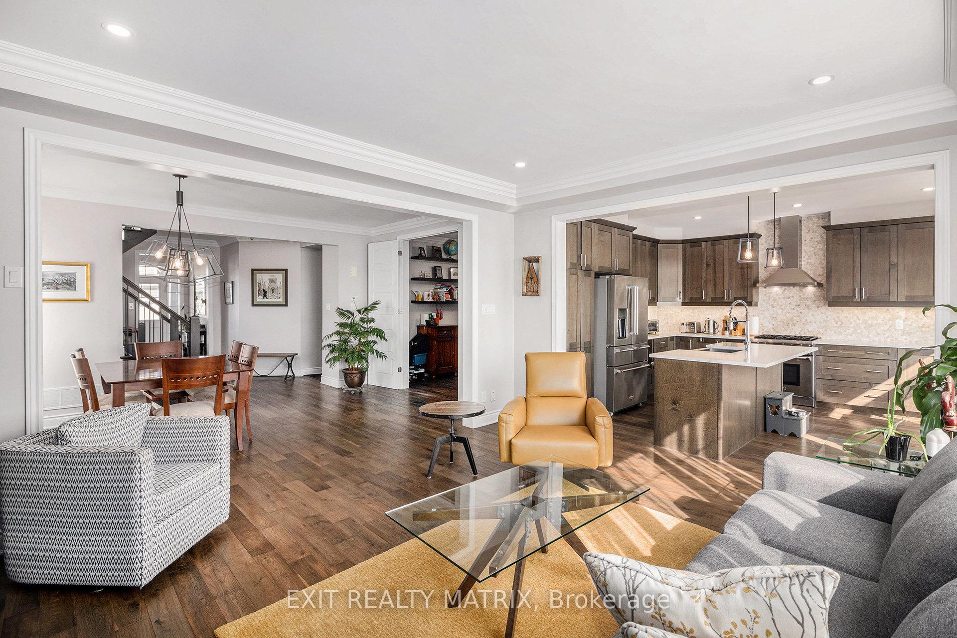 Photo 6 of 154 Bartonia Circle, Ottawa, Avalon West — HOMEH