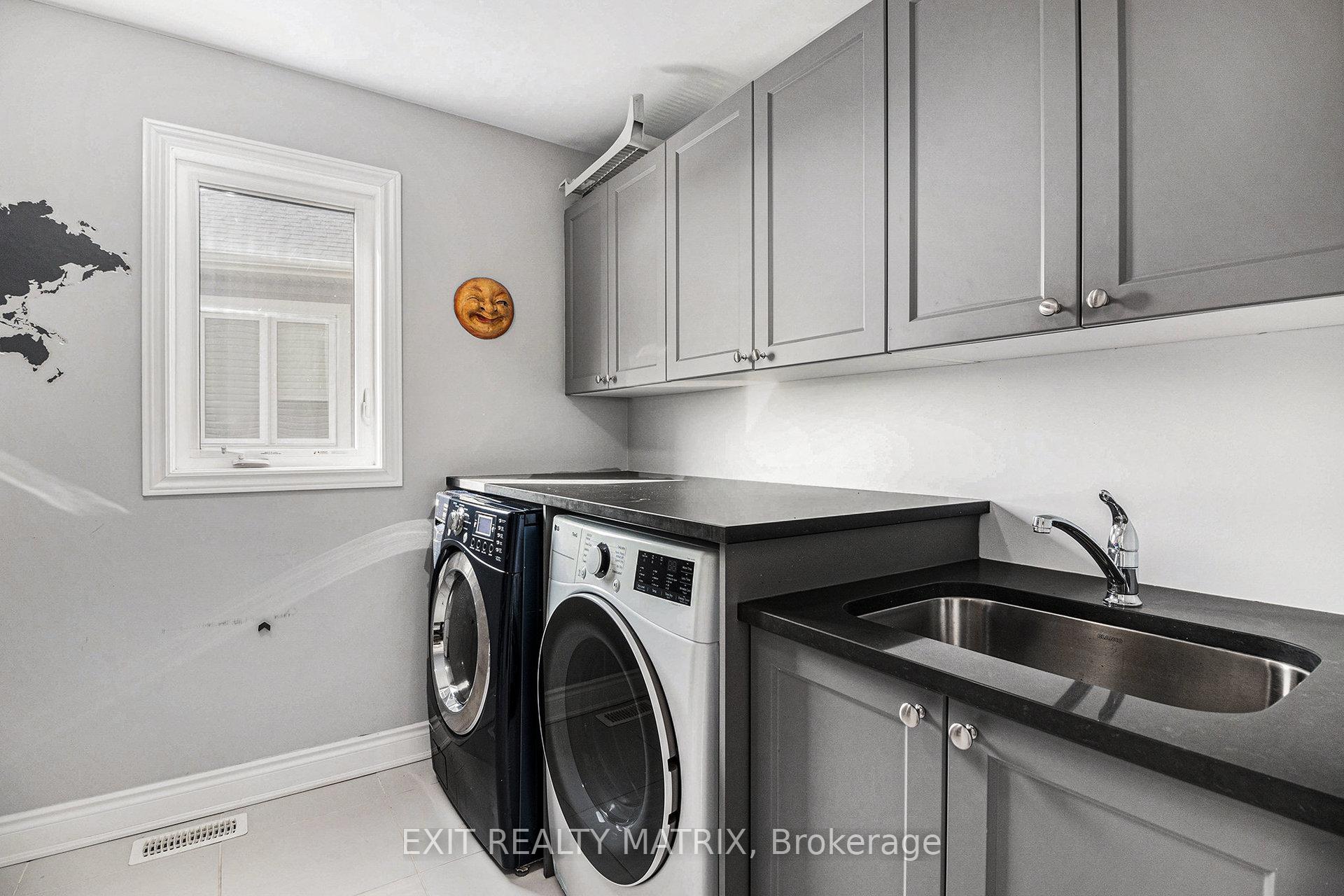 Photo 14 of 154 Bartonia Circle, Ottawa, Avalon West — HOMEH