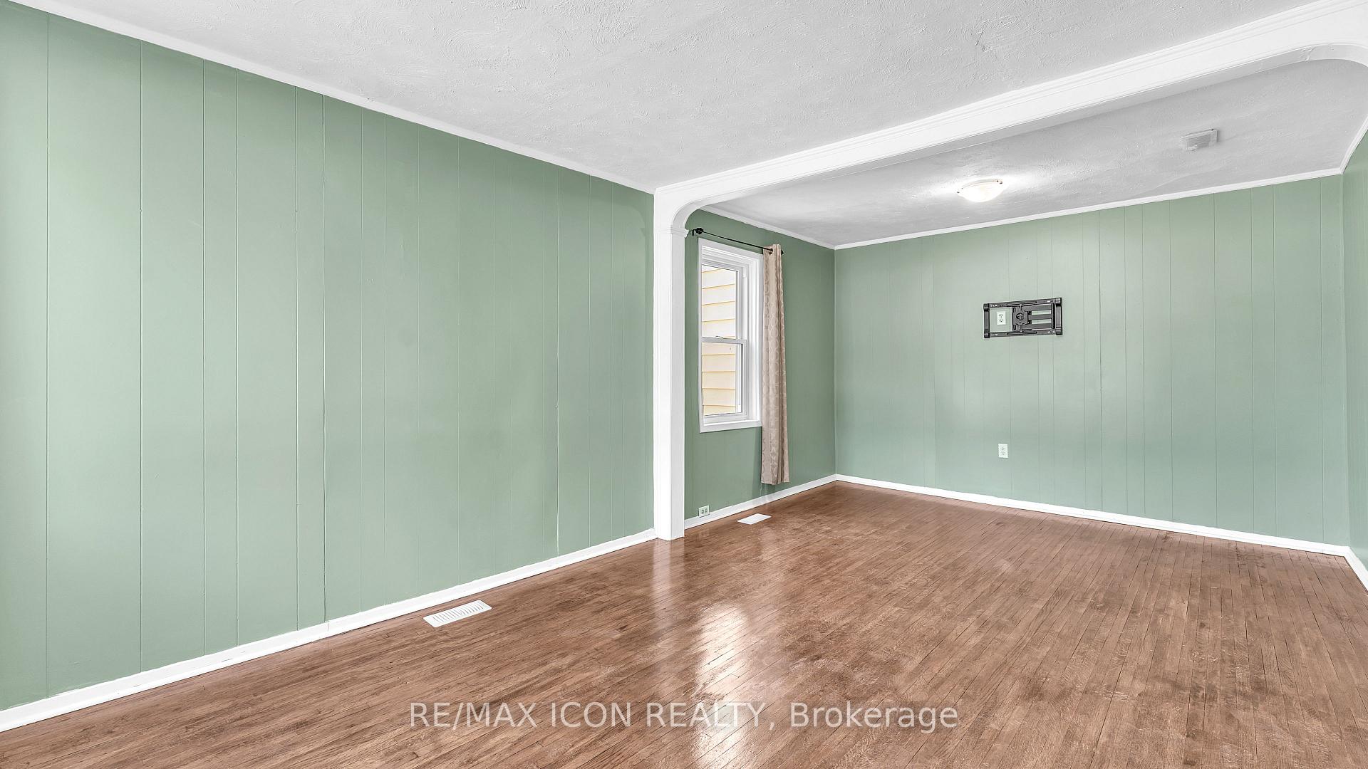 Photo 17 of 184 Catherine Street, North Middlesex, Parkhill — HOMEH