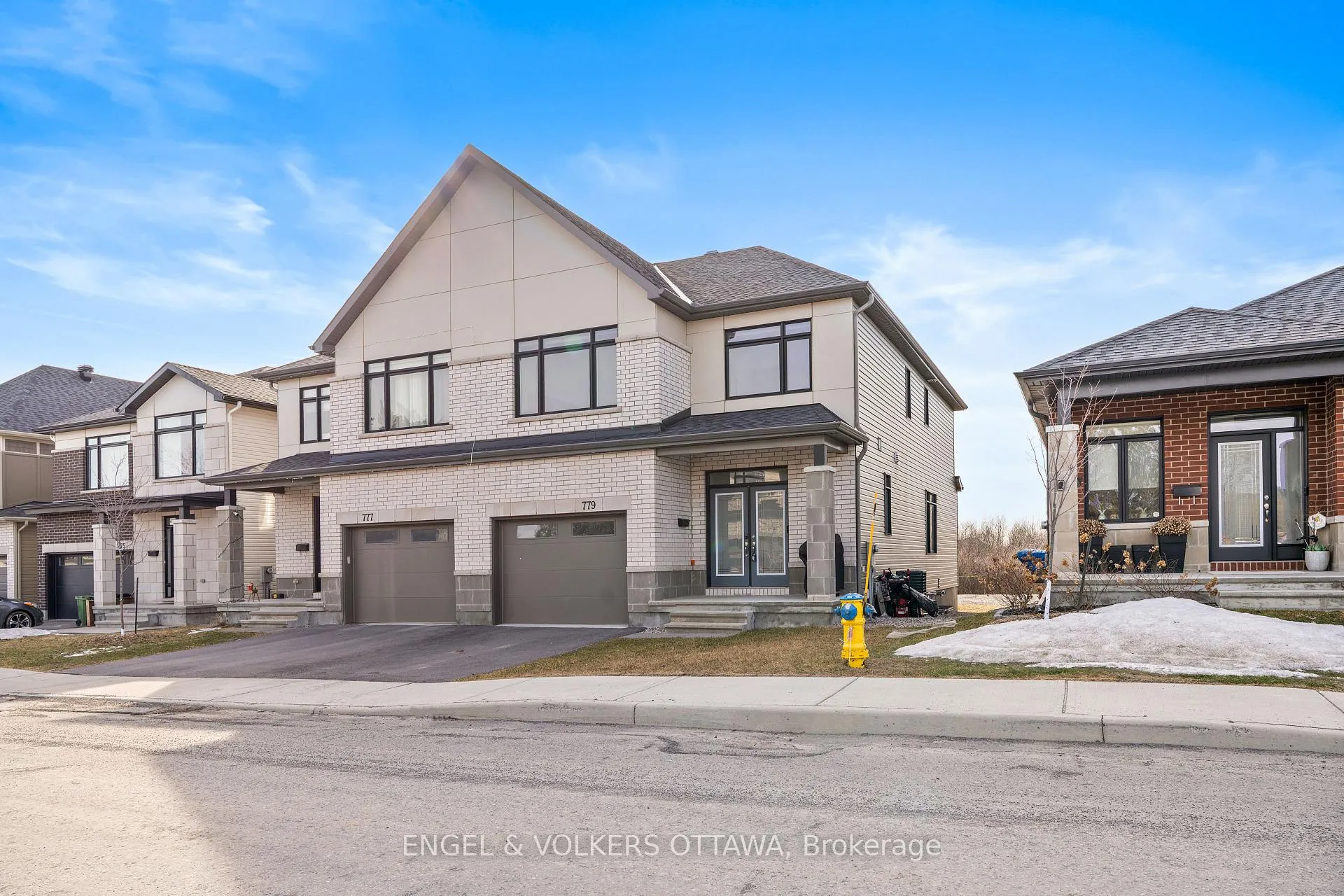 Front of 779 Ovation Grove