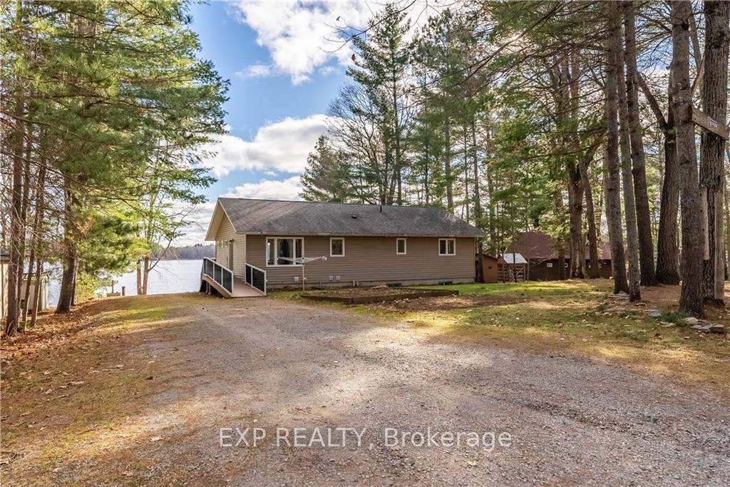 Photo 29 of 19 Jeffreys Lane, North Algona Wilberforce, North Algona/Wilberforce Twp — HOMEH